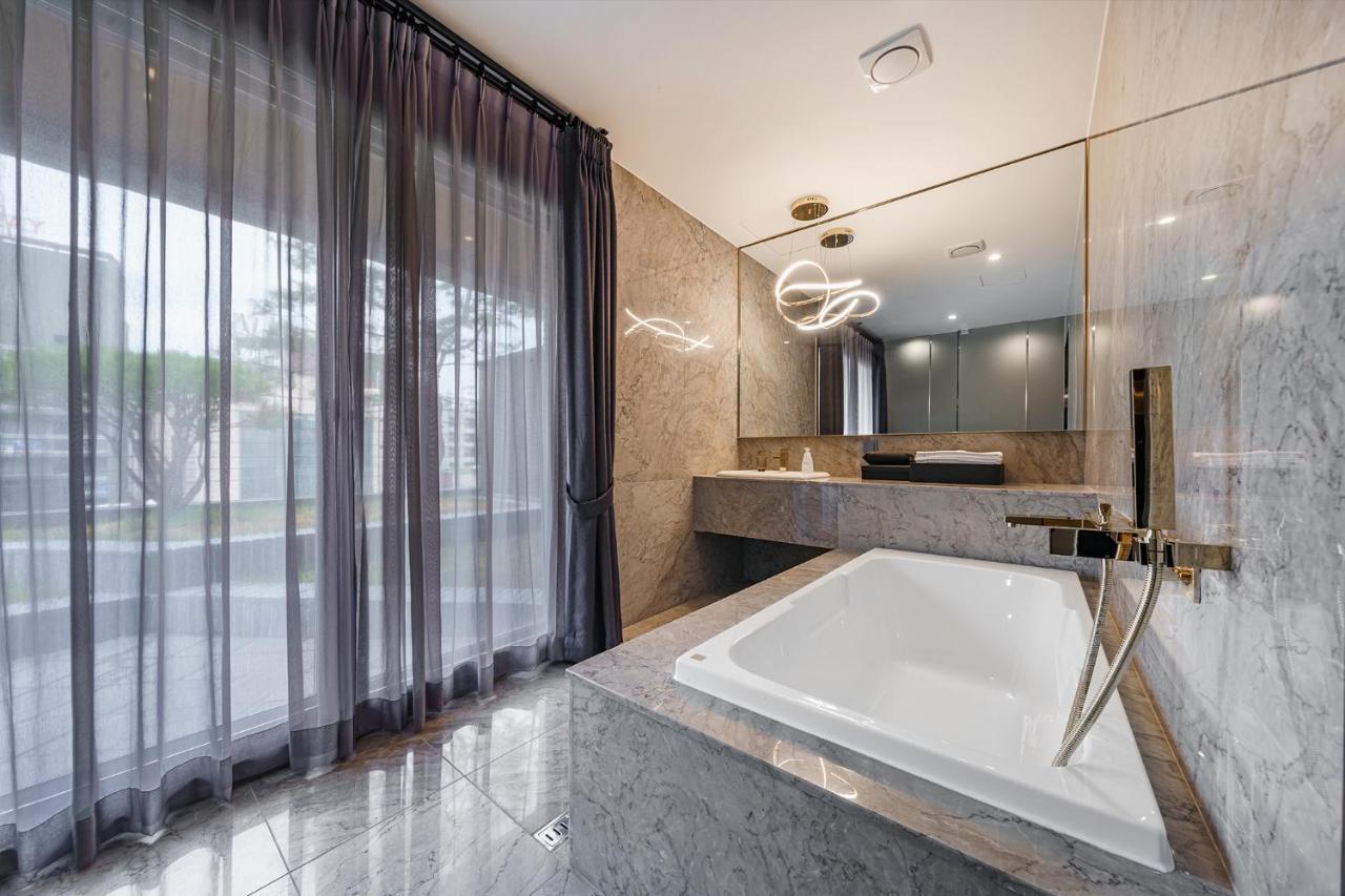 Superior Twin Room with Terrace,1138803655:JPEG