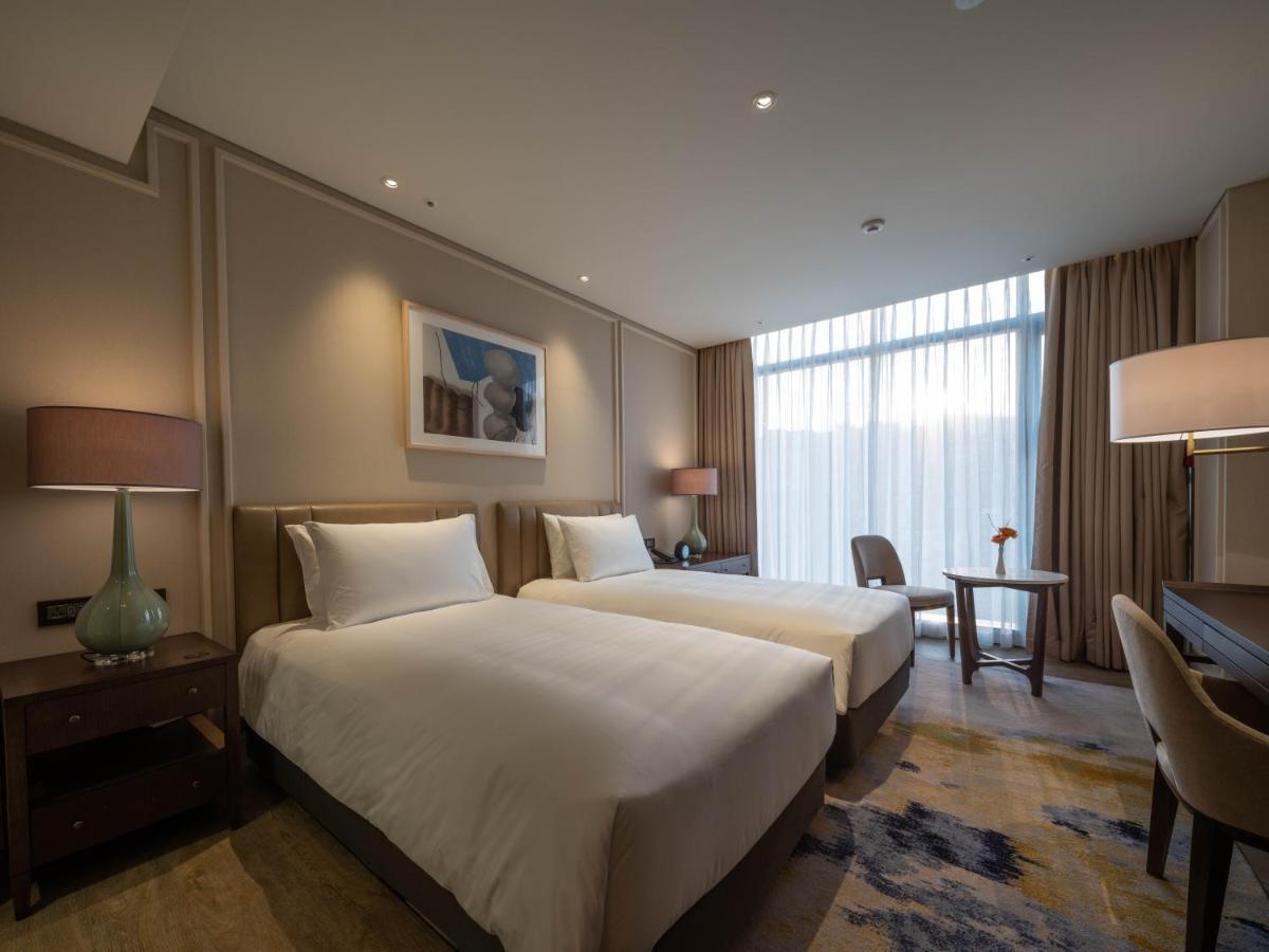 Superior Room with Two Twin Beds