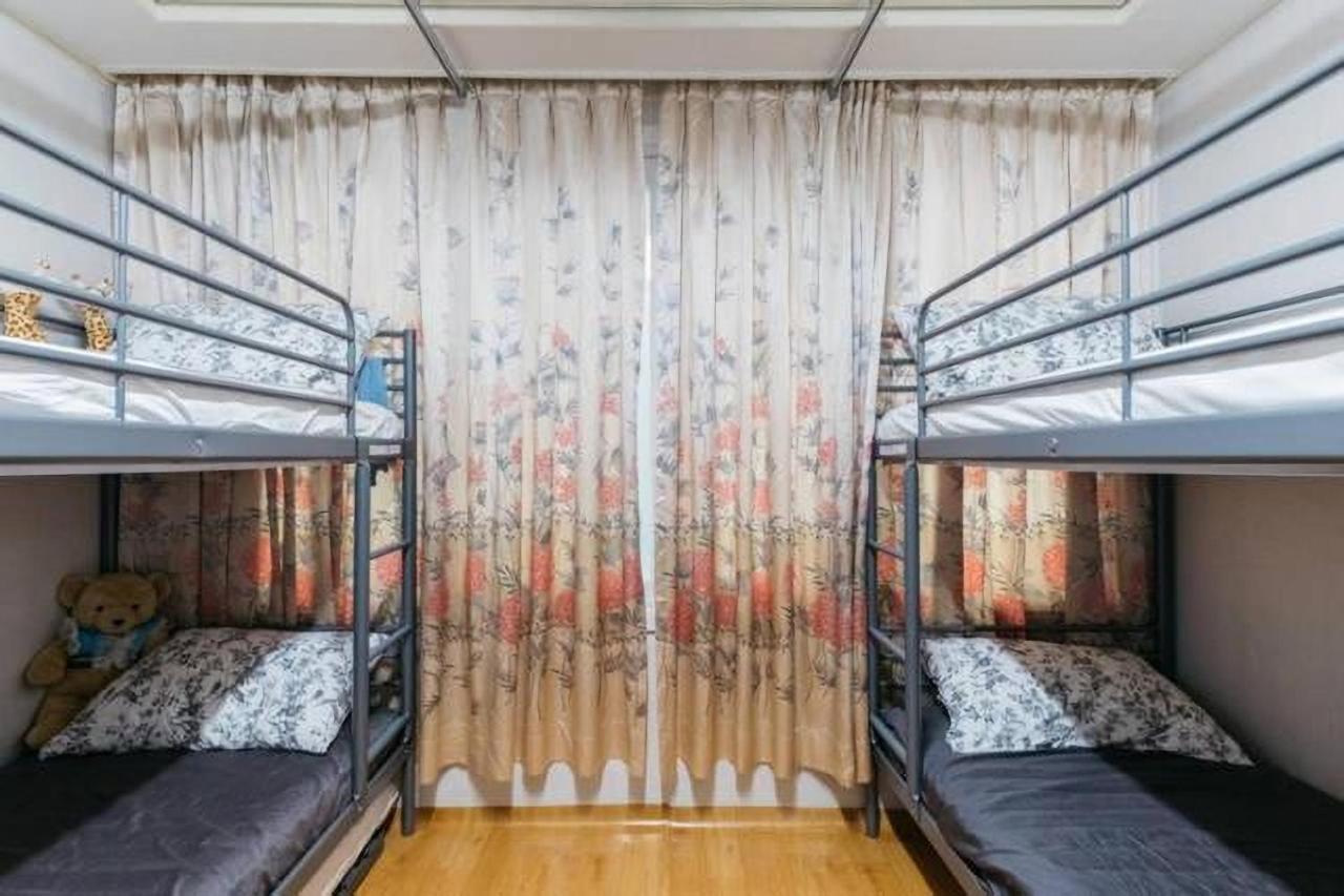 6-Bed Mixed Dormitory Room