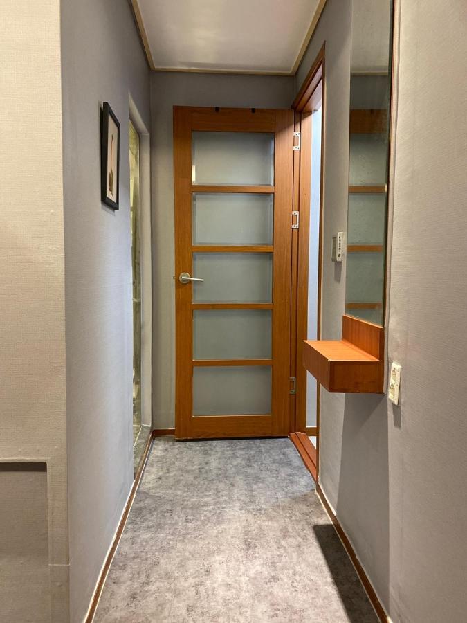 Single Room Bathroom