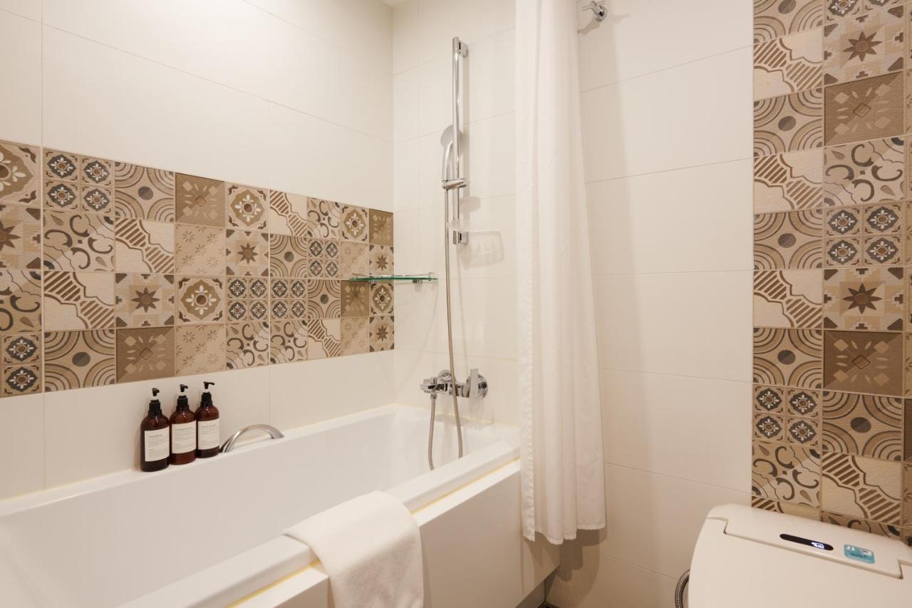 Cambio gratuito a una habitación Doble Deluxe (categoría superior)