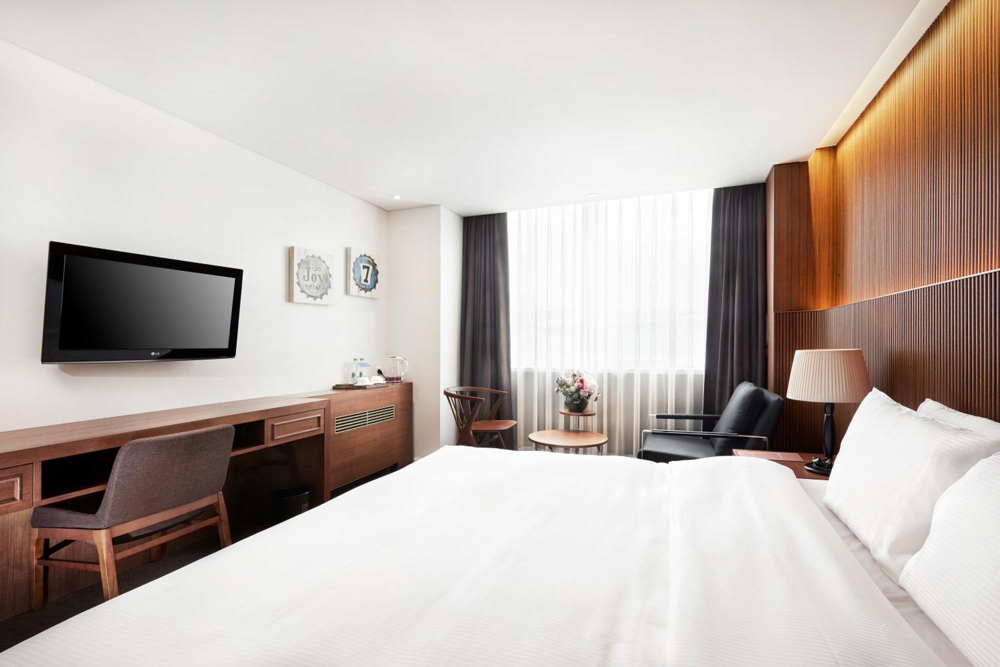 Deluxe Double Room,1442350081:JPEG