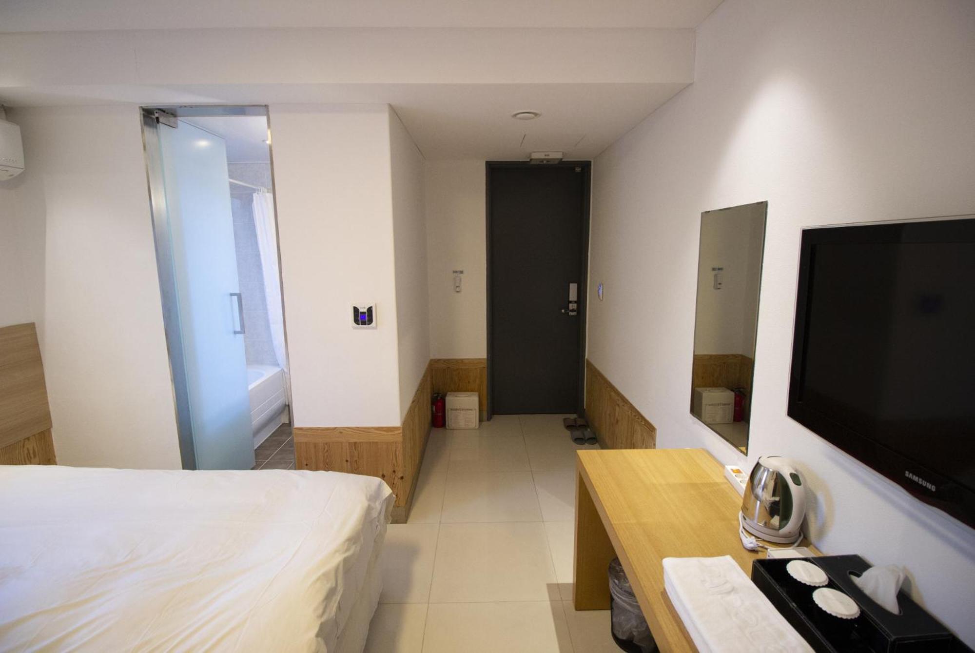 Twin Room City View