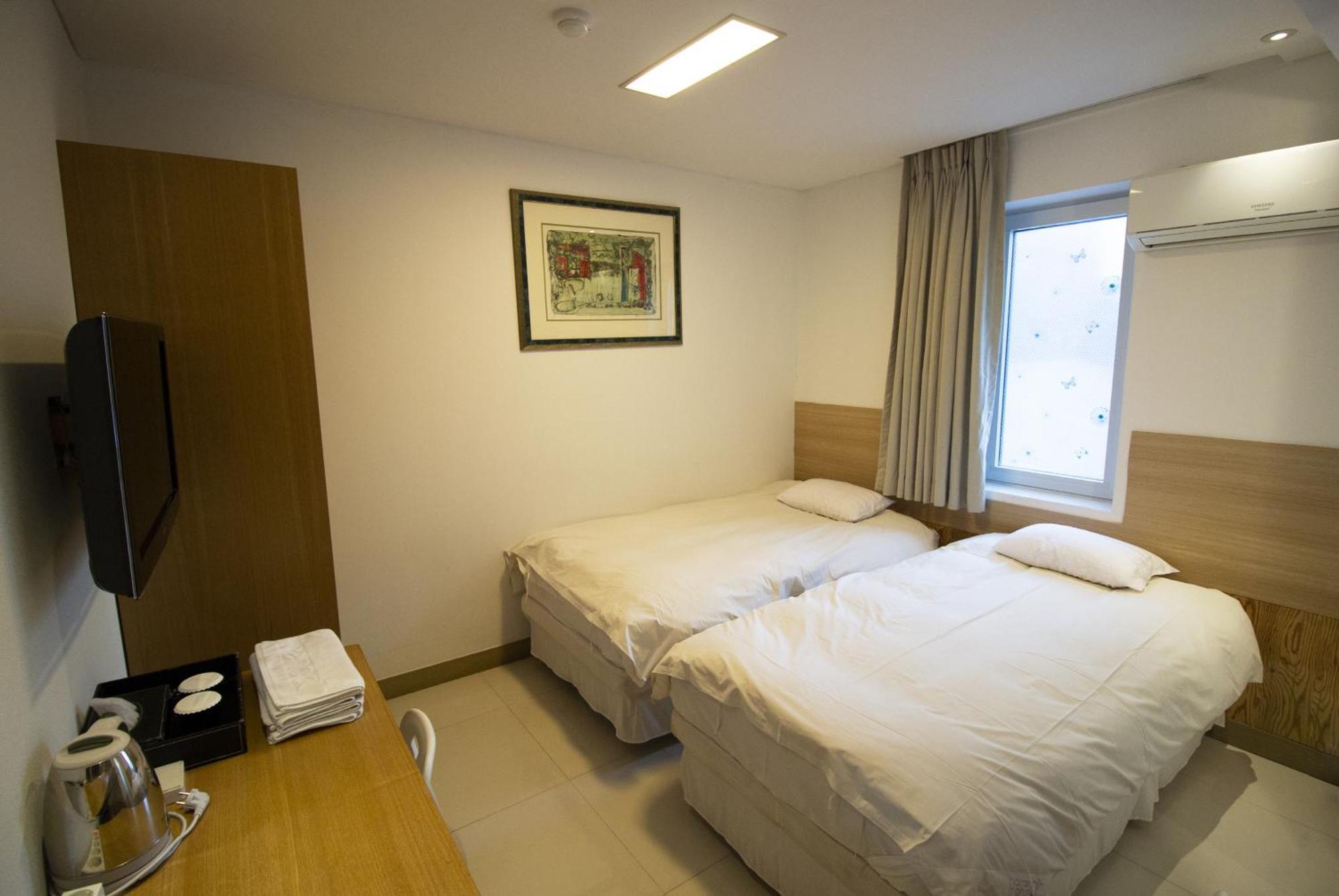 Twin Room City View
