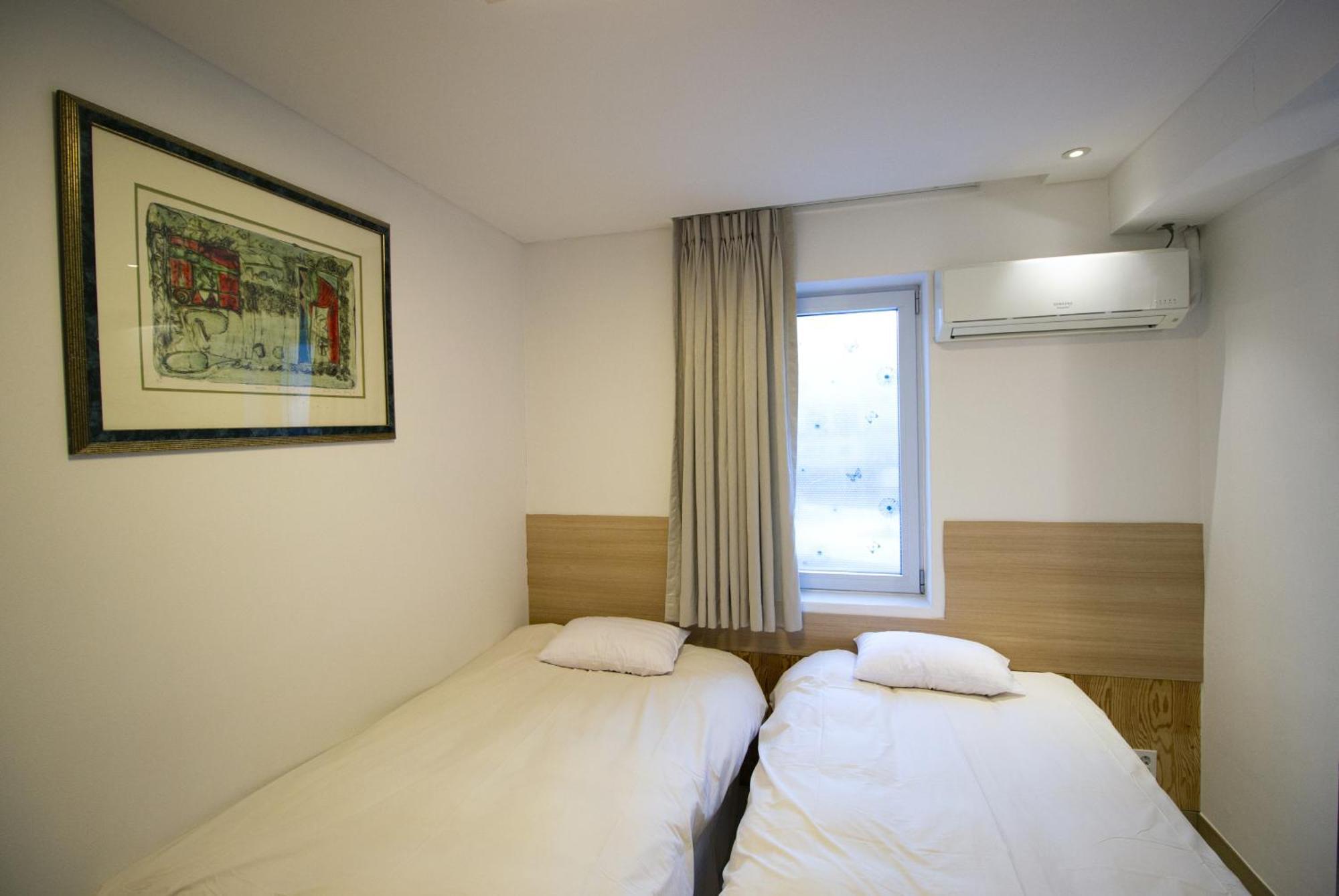 Twin Room City View