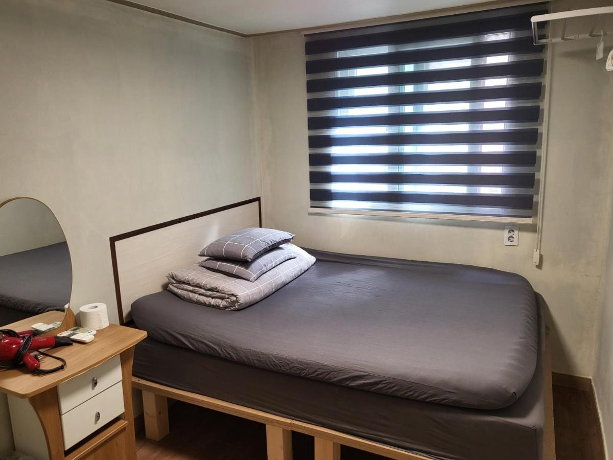 Double Room Private Bathroom