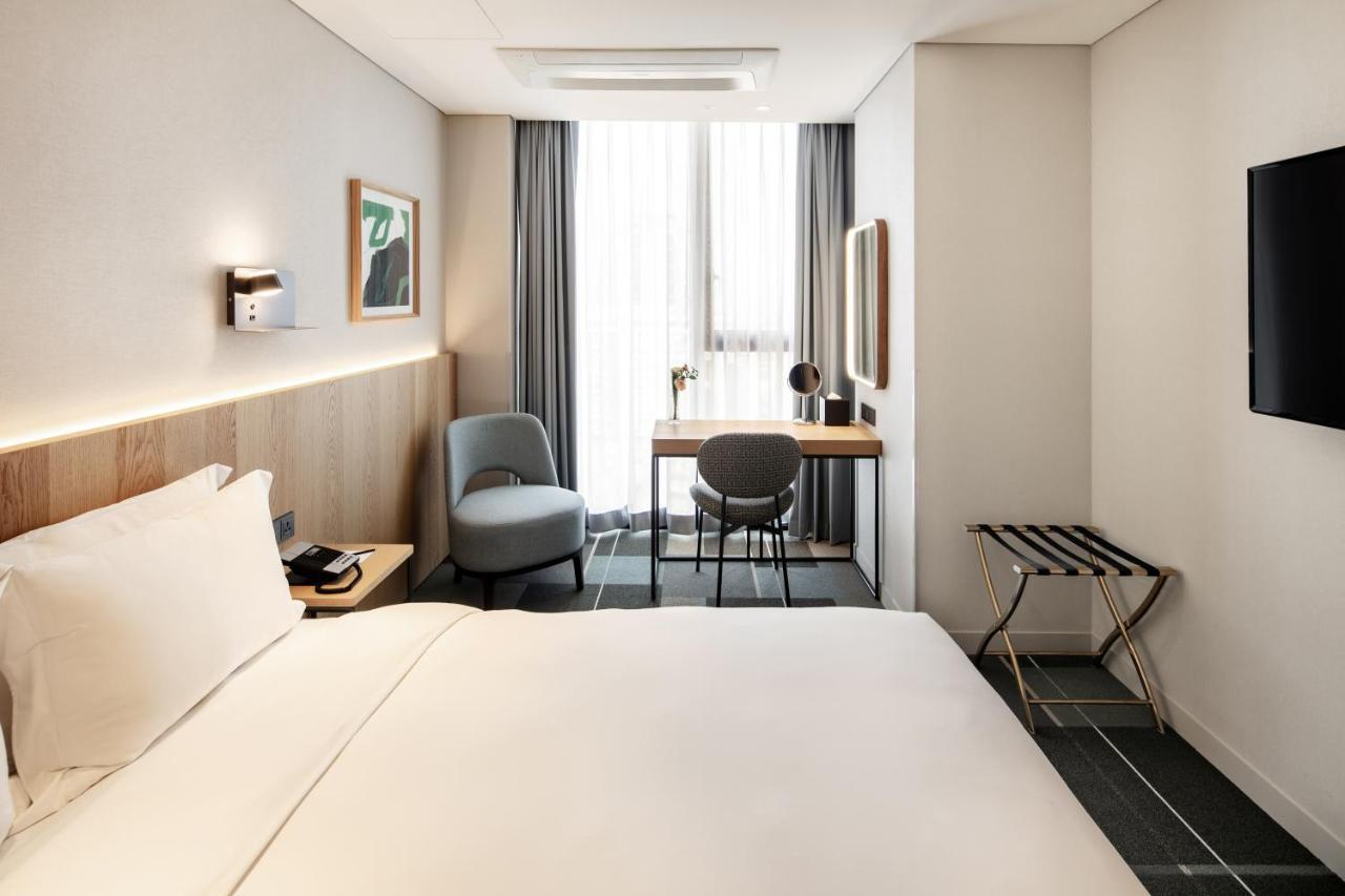 Deluxe Double Room No