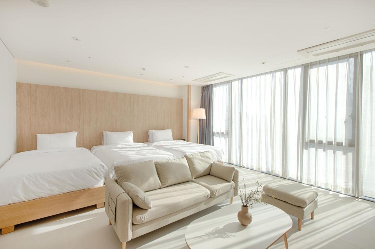 Junior Suite,1315188241:JPEG