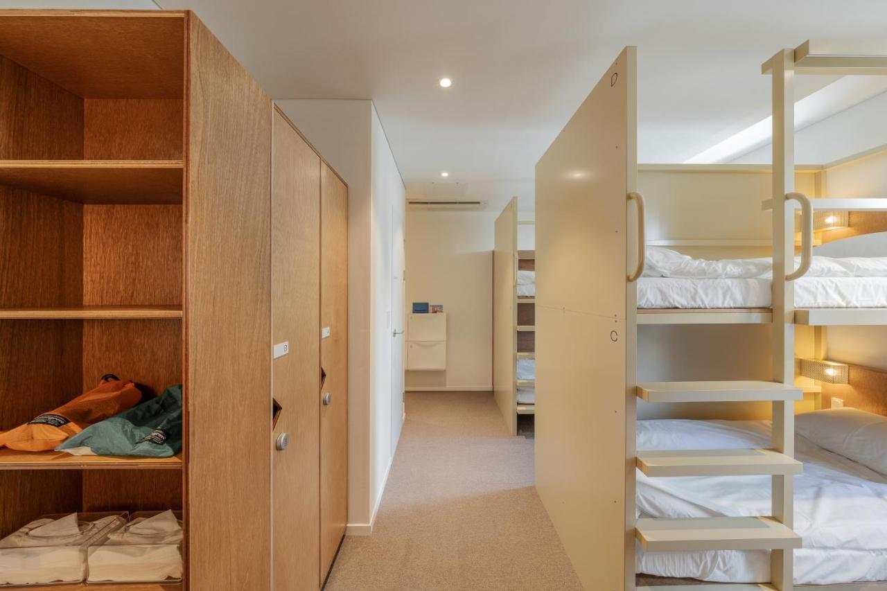 Bed Male Dormitory Room,1360265393:JPEG