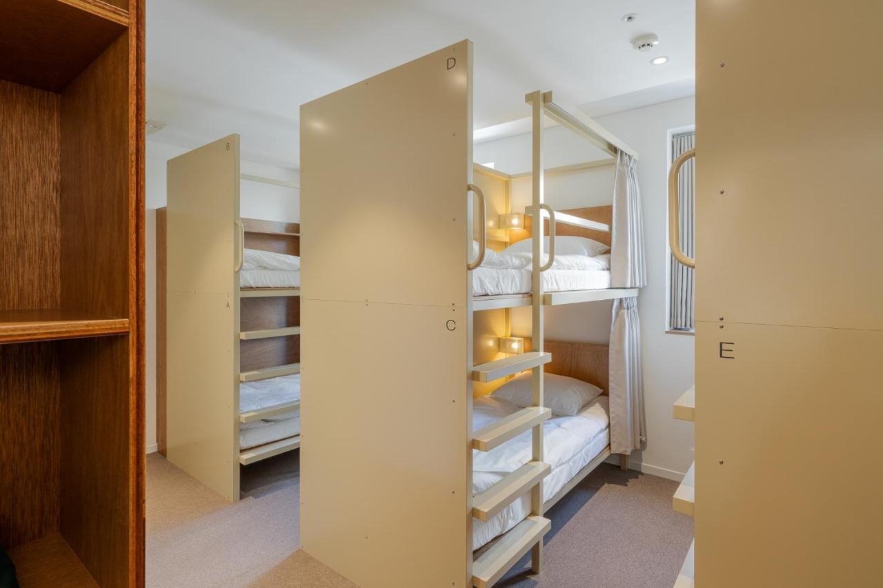 Bed 6-Bed Female Dormitory Room,1360263359:JPEG