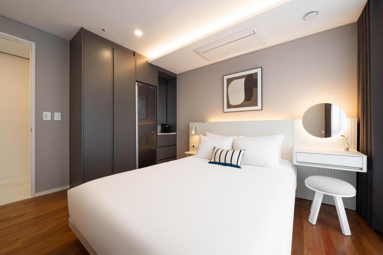 Premier Suite Family