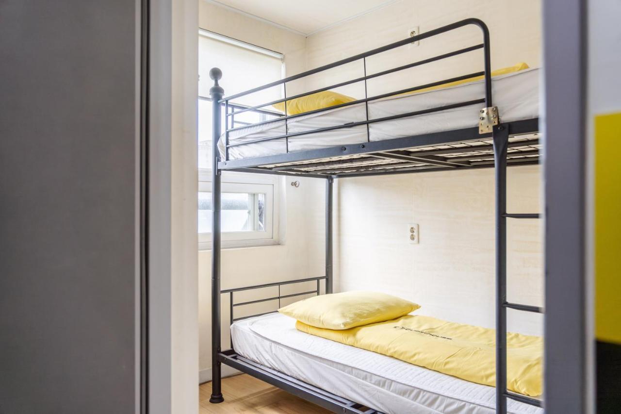 Twin Room,1413813821:JPEG
