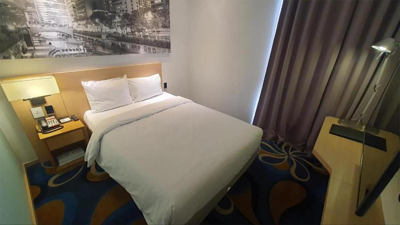 Superior Queen Room