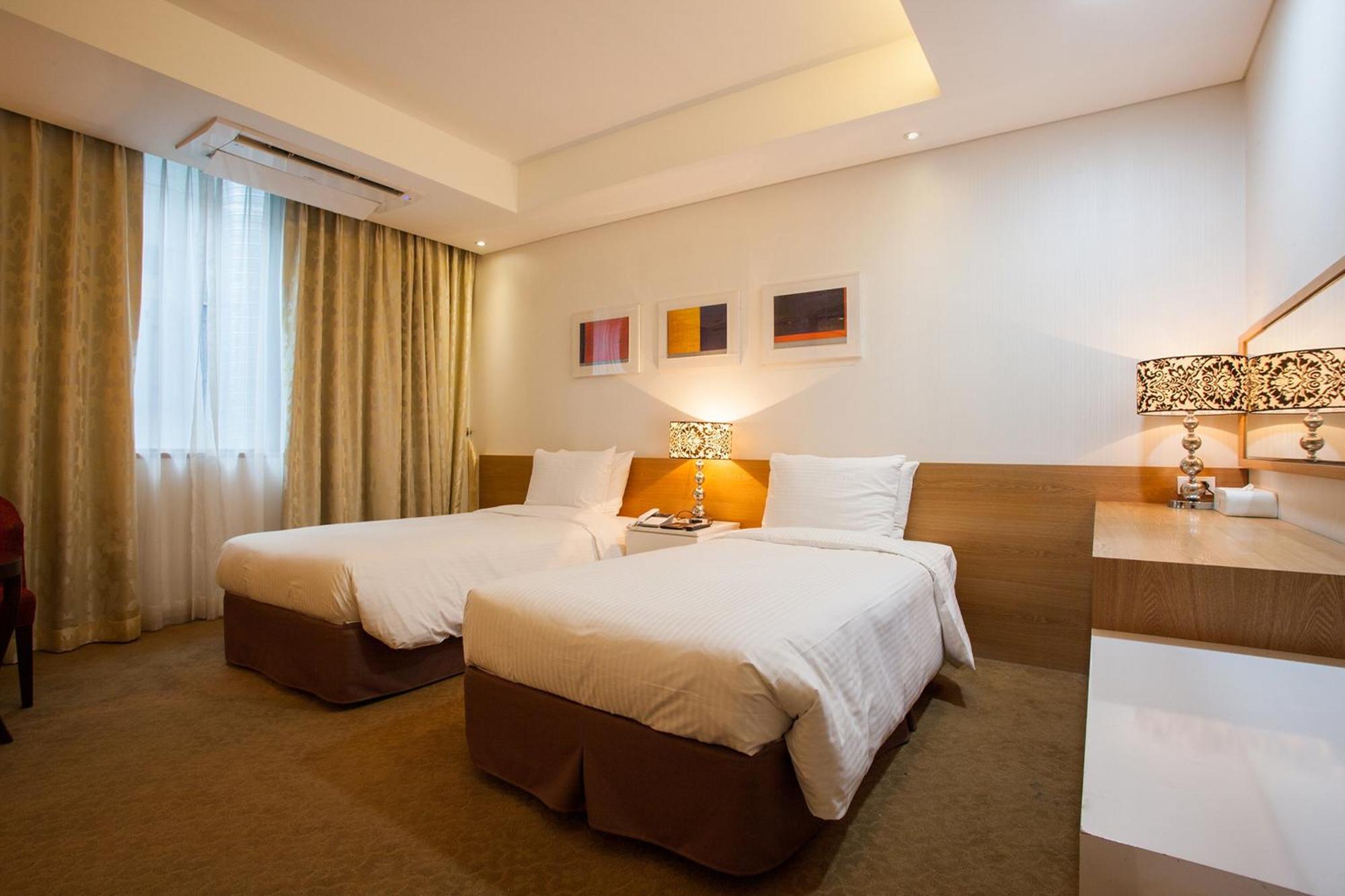 Standard Twin Room,1214121523:JPEG