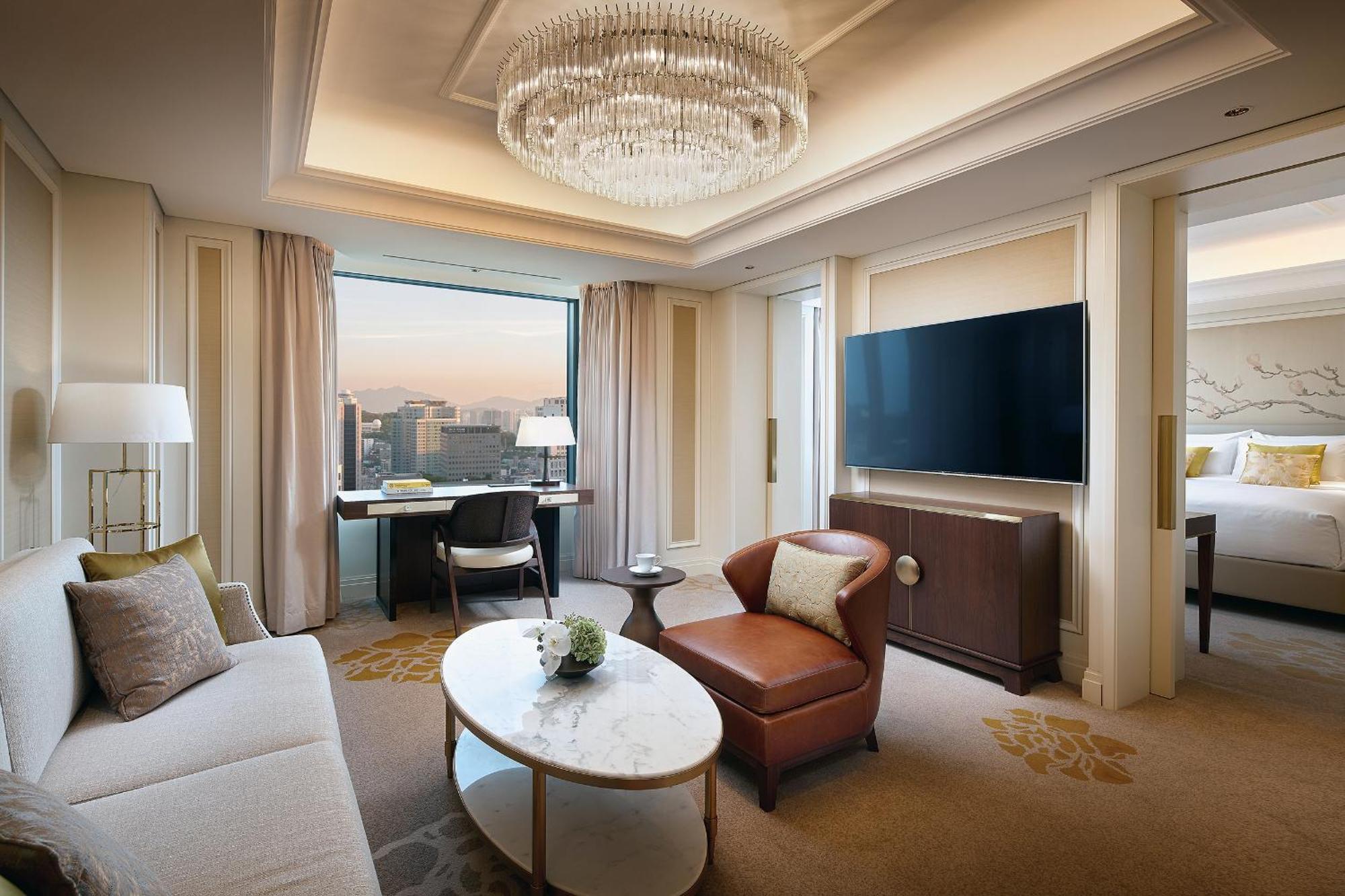 Executive Deluxe Suite Double Room 1 Extra Bed Le Salon Access 3,1456533010:JPEG