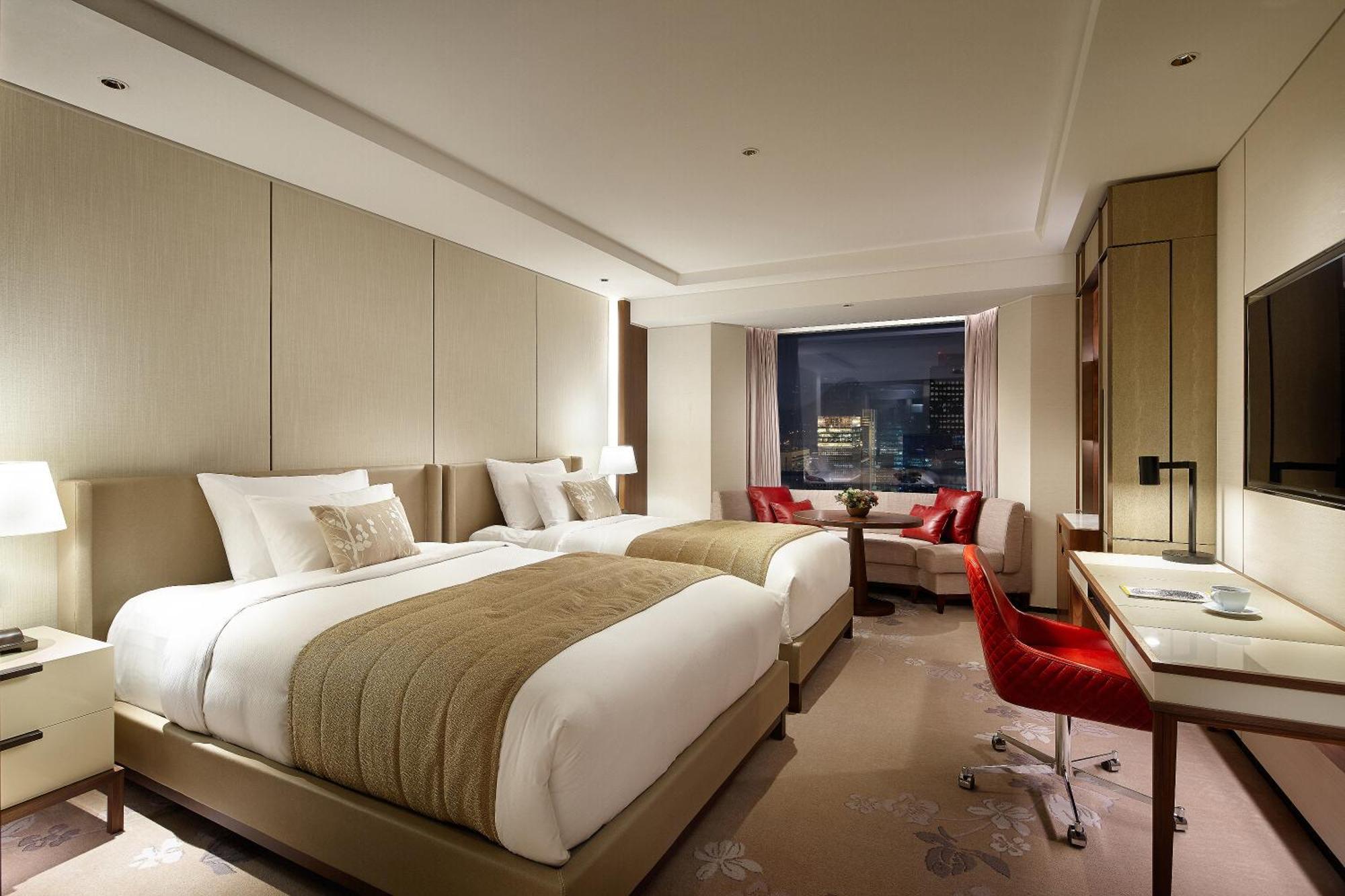 Grand Deluxe Twin Room