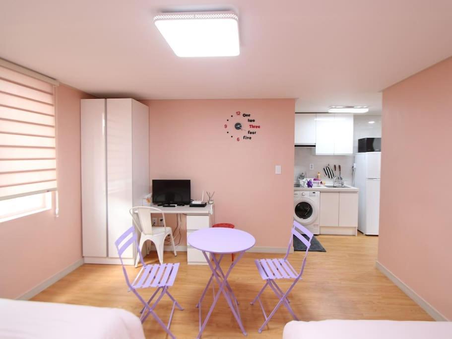 Triple Room Private Bathroom