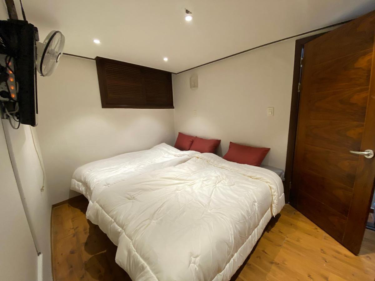 Comfort Triple Room Shower,1619861374:JPEG
