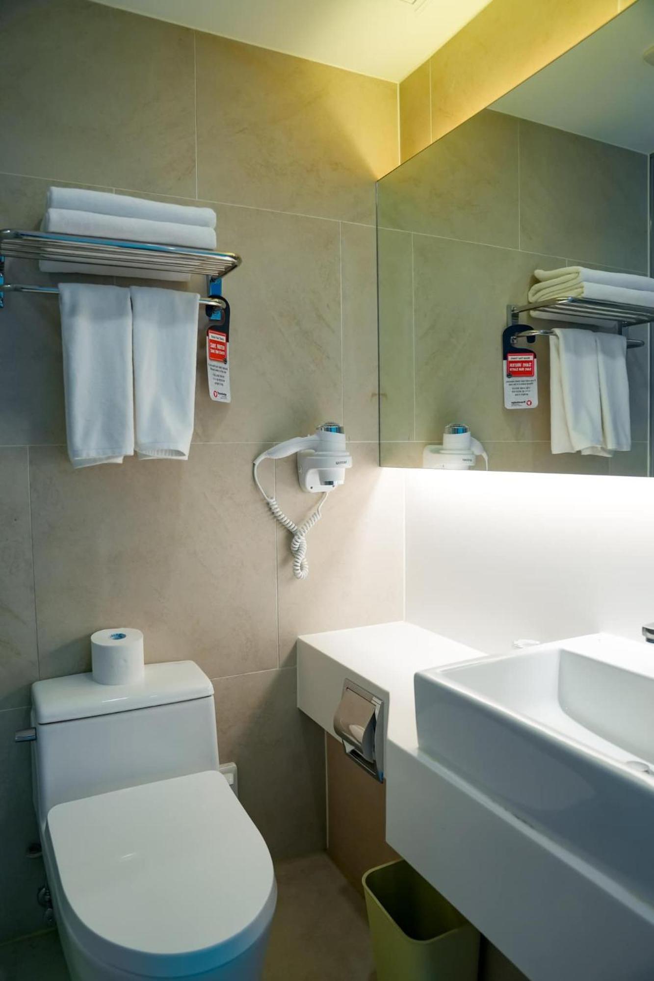 Triple Room,711654553:JPEG