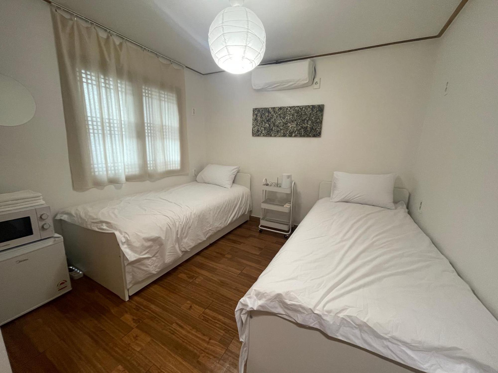 Basic Triple Room