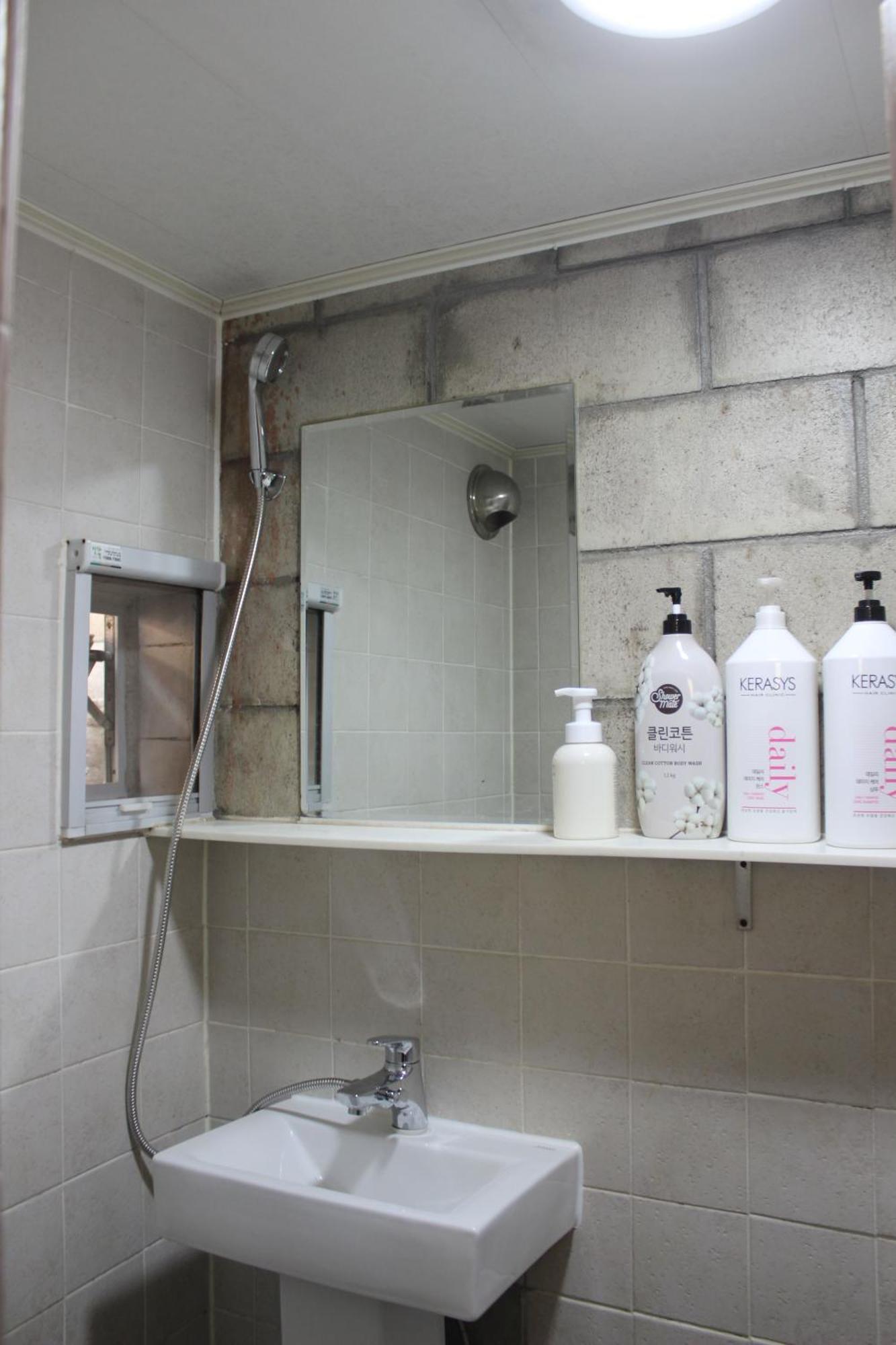 Double Room with Private Bathroom,1510496617:JPEG