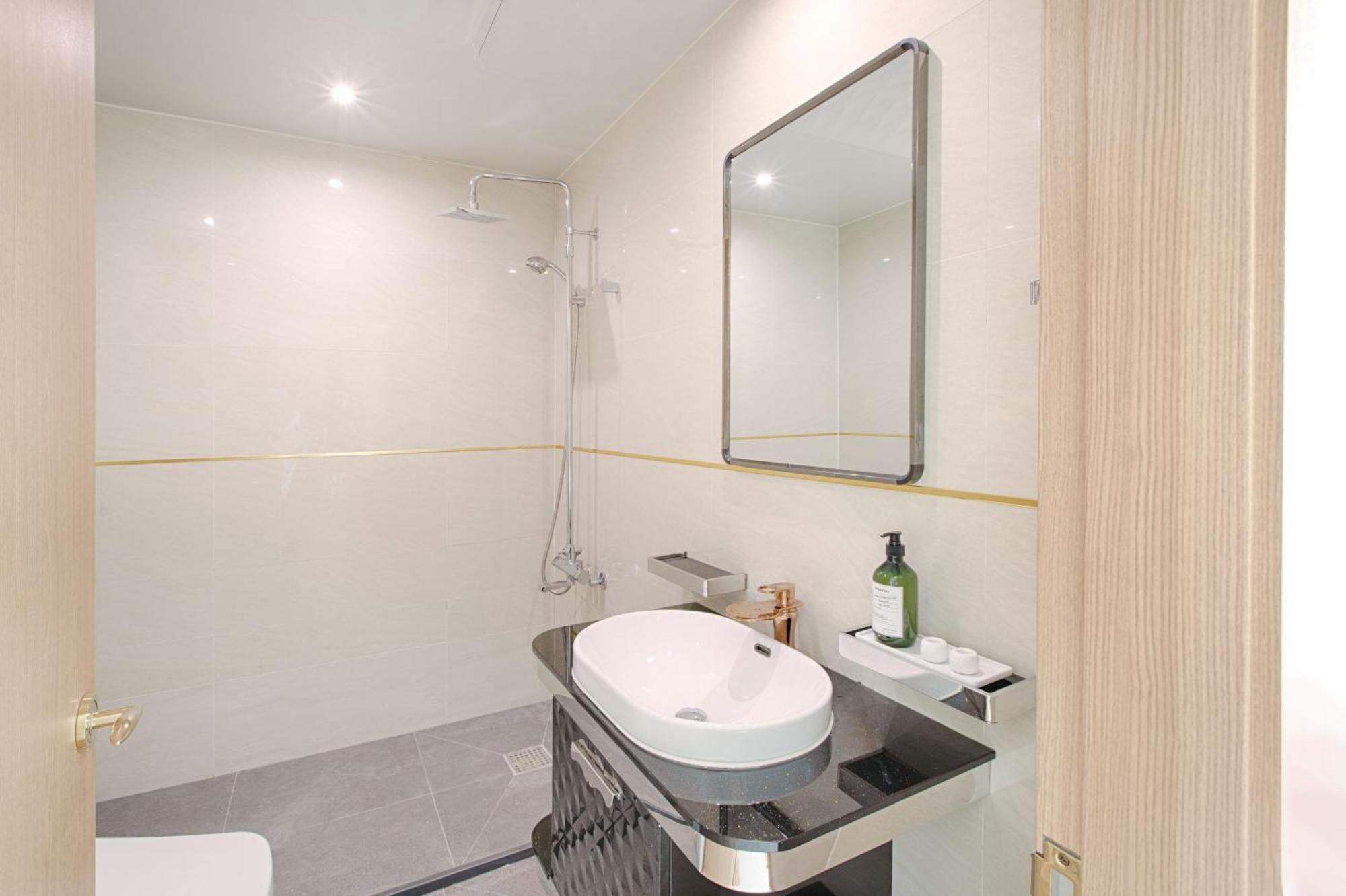Junior Wellness Suite,1533688198:JPEG