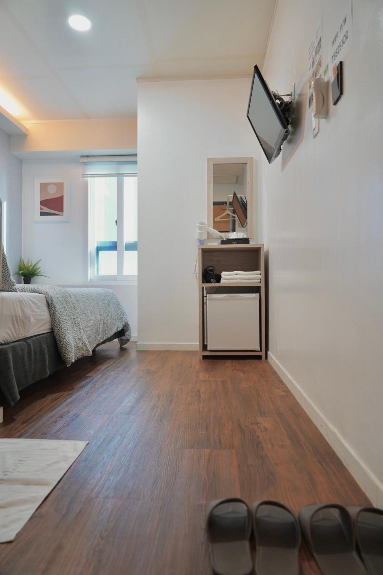 Double Room,1544678491:JPEG