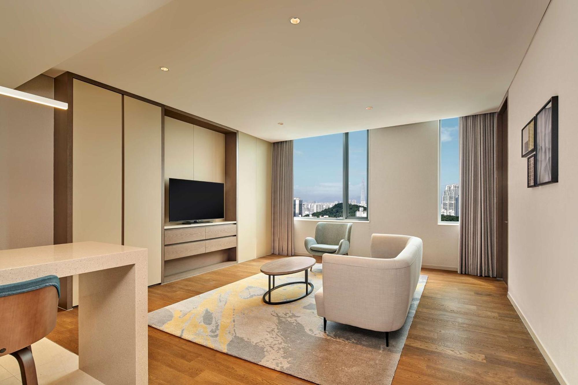 Premium King Suite,1548269467:JPEG