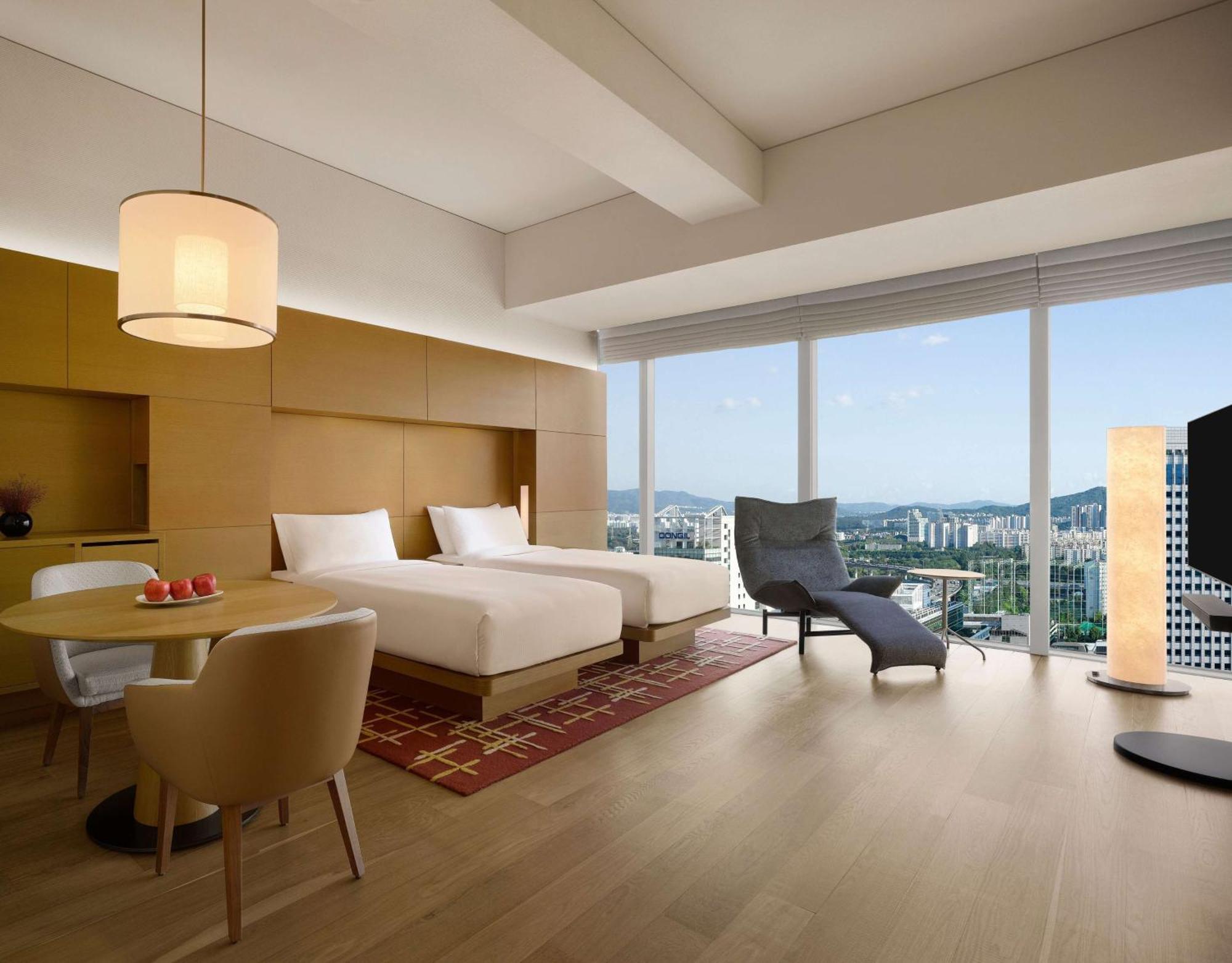 2 Twin Beds Premium,1554491236:JPEG