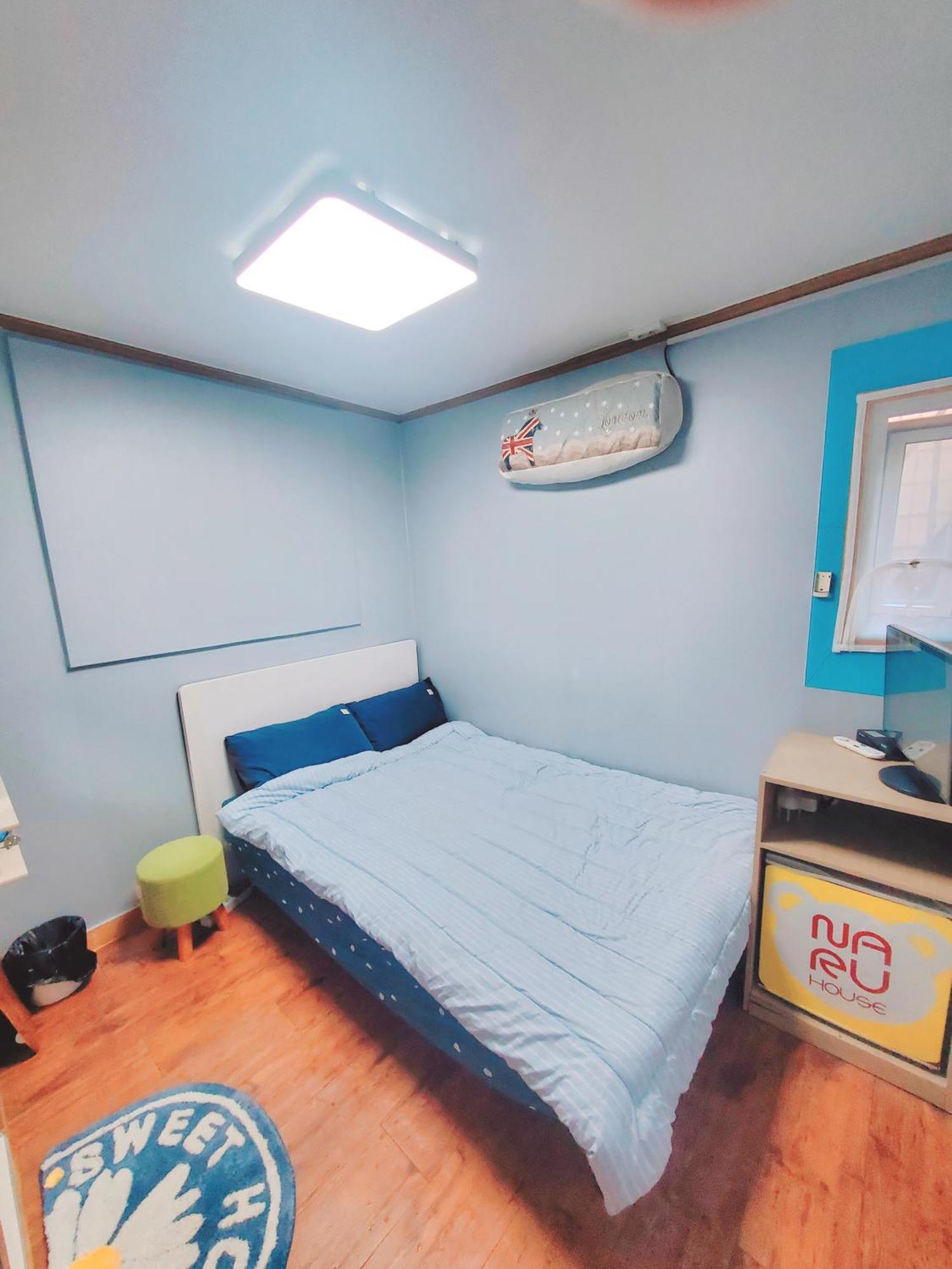 Double Room,1430981842:JPEG
