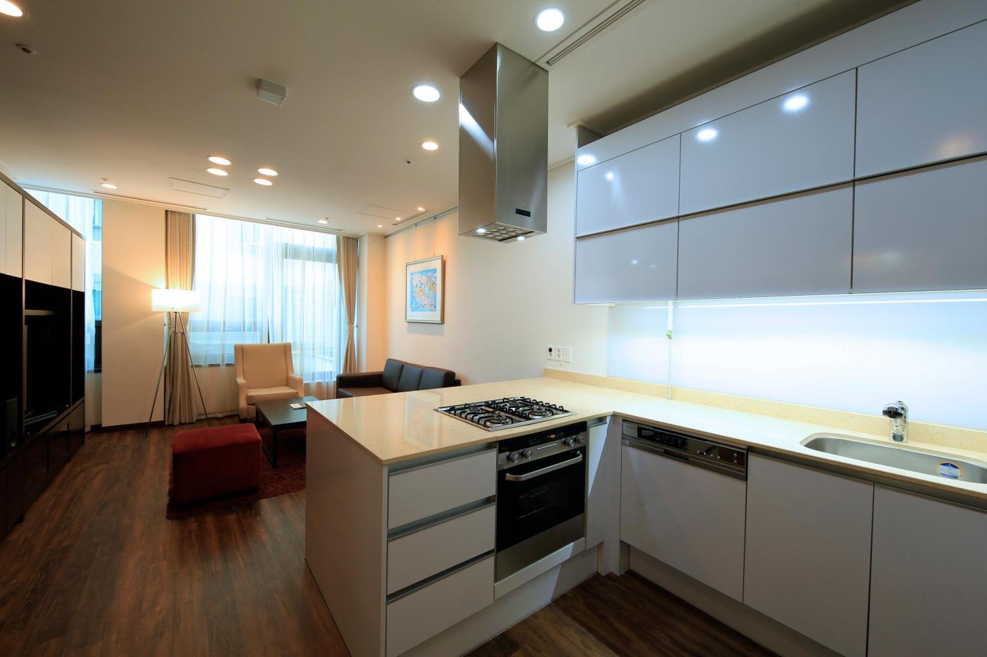 One-Bedroom Apartment (2 Adults)