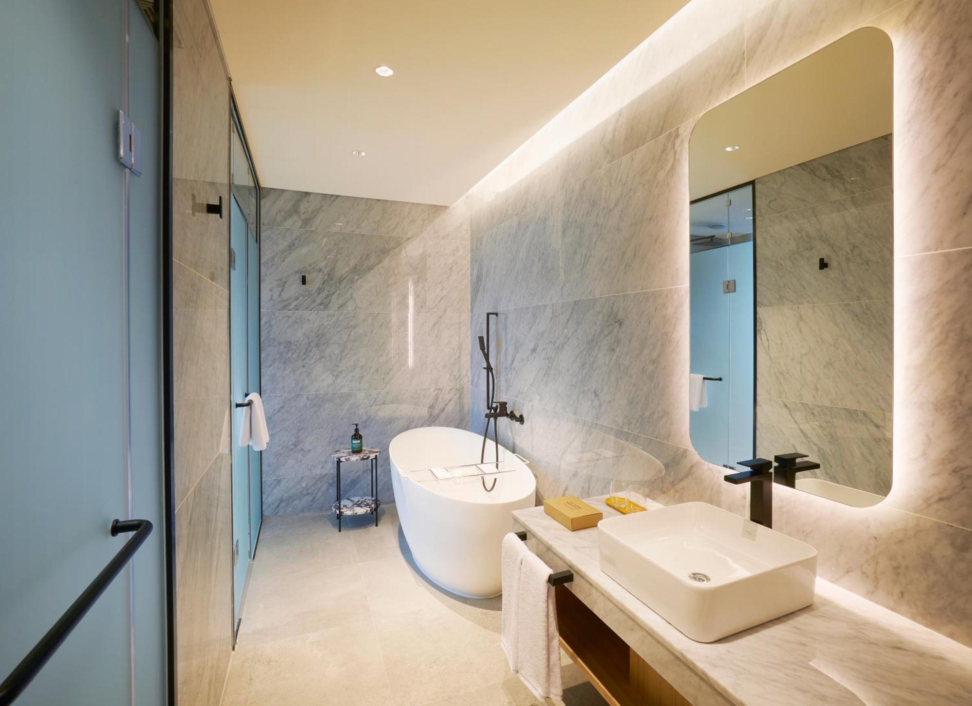 2 Bedroom Royal Suite,1652824639:JPEG