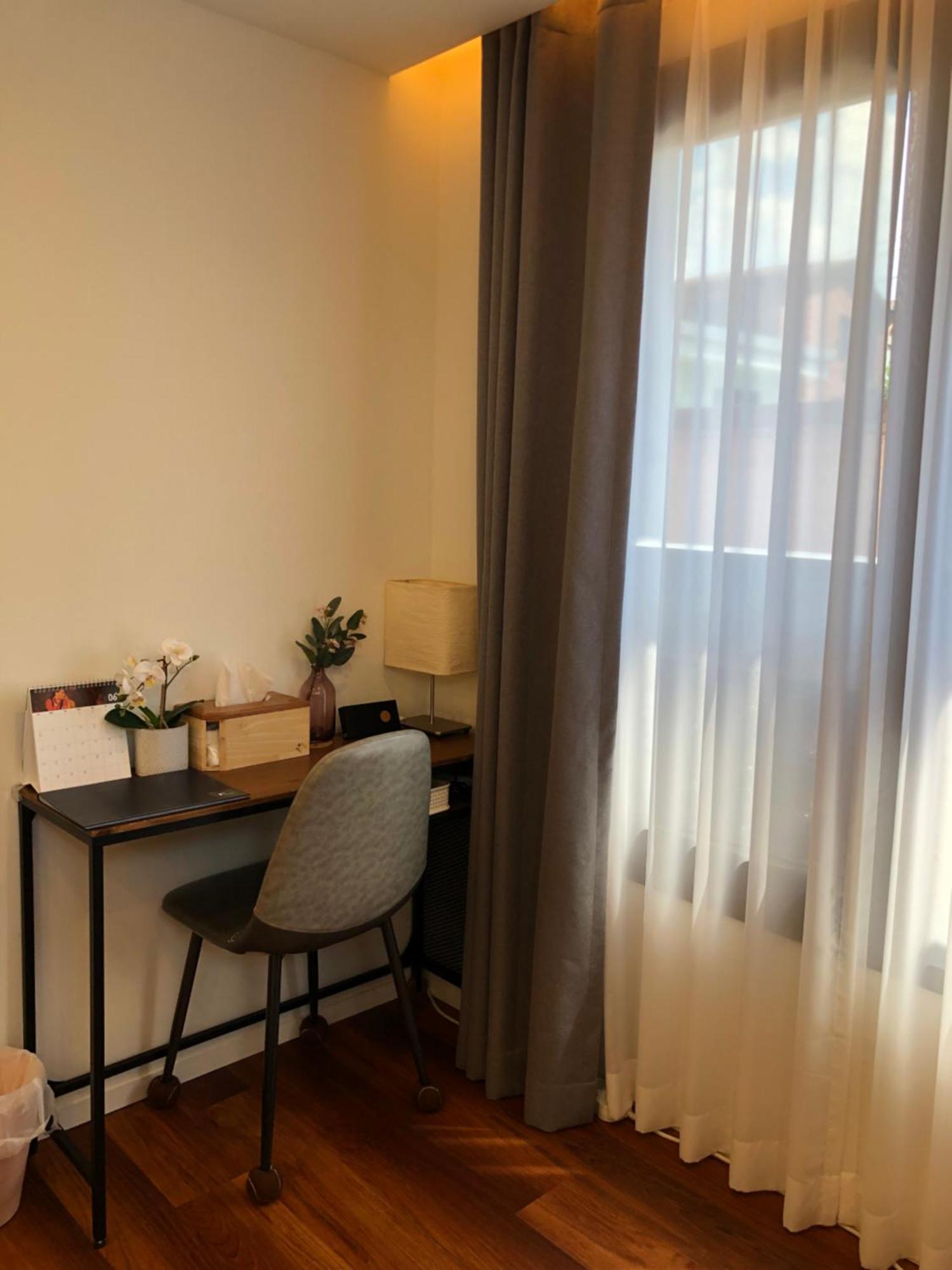 King Room Mountain View