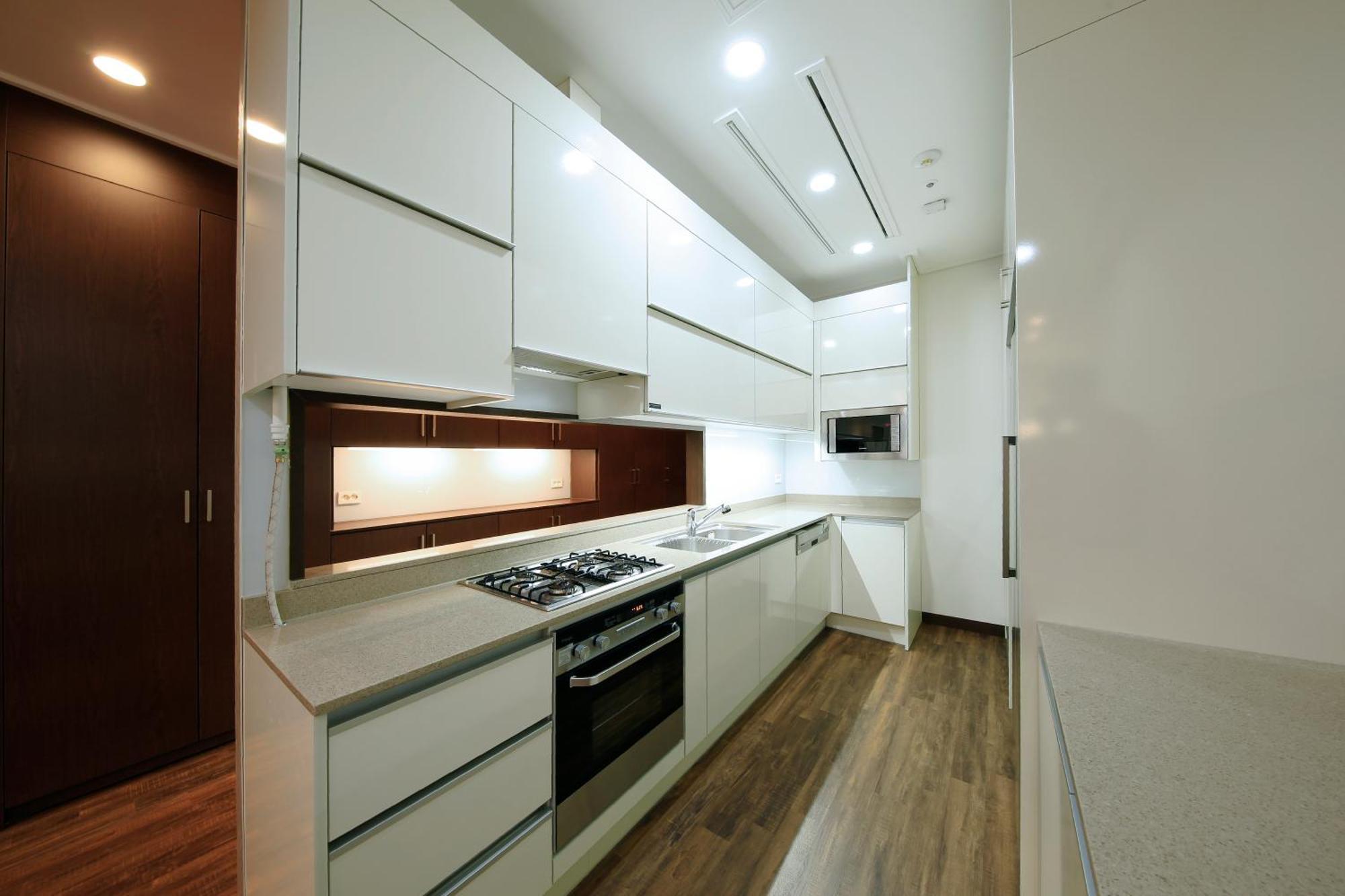 Three-Bedroom Deluxe Apartment