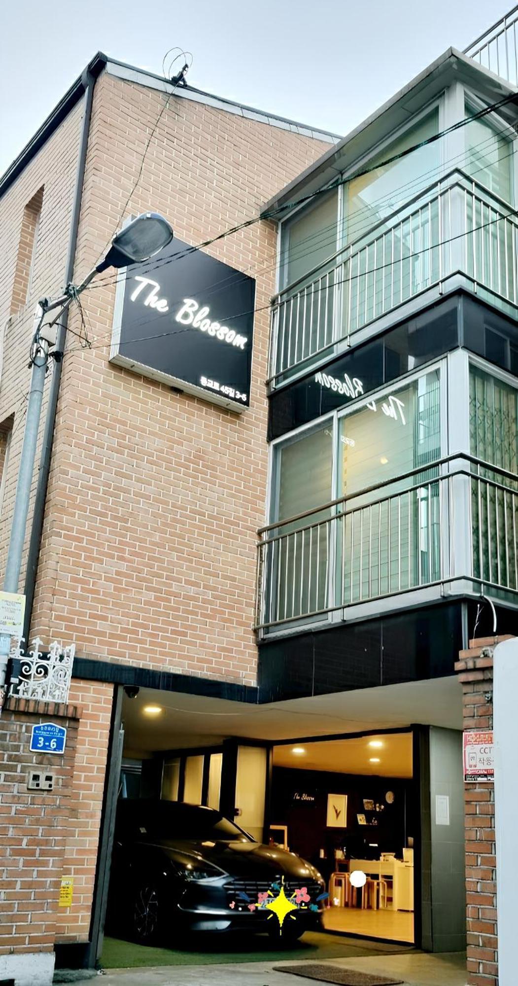 Twin Room Balcony