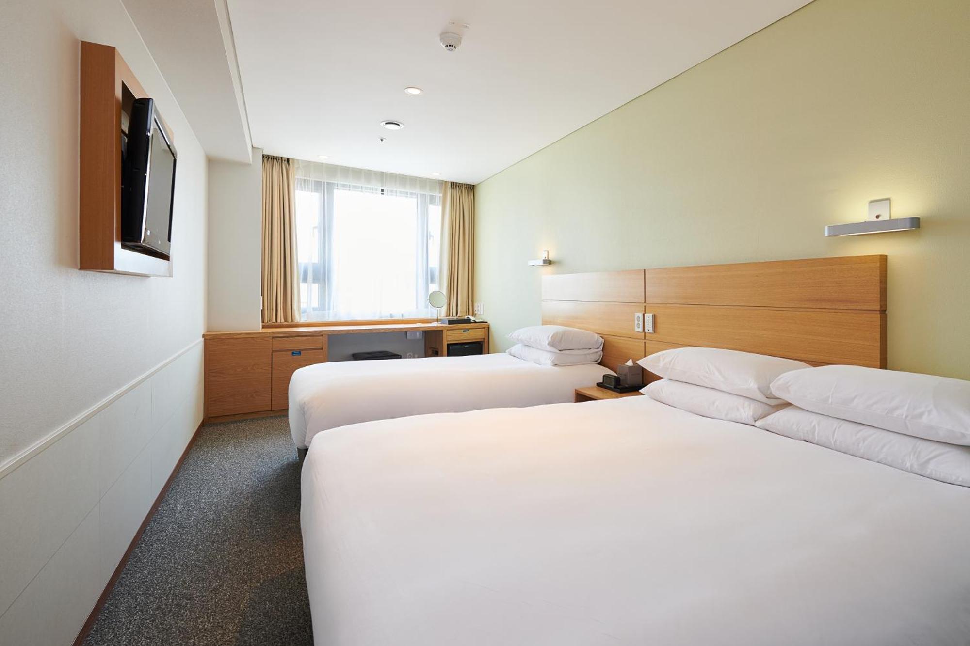 Family Twin Room