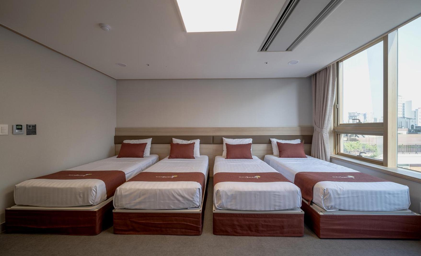Standard Quadruple Room
