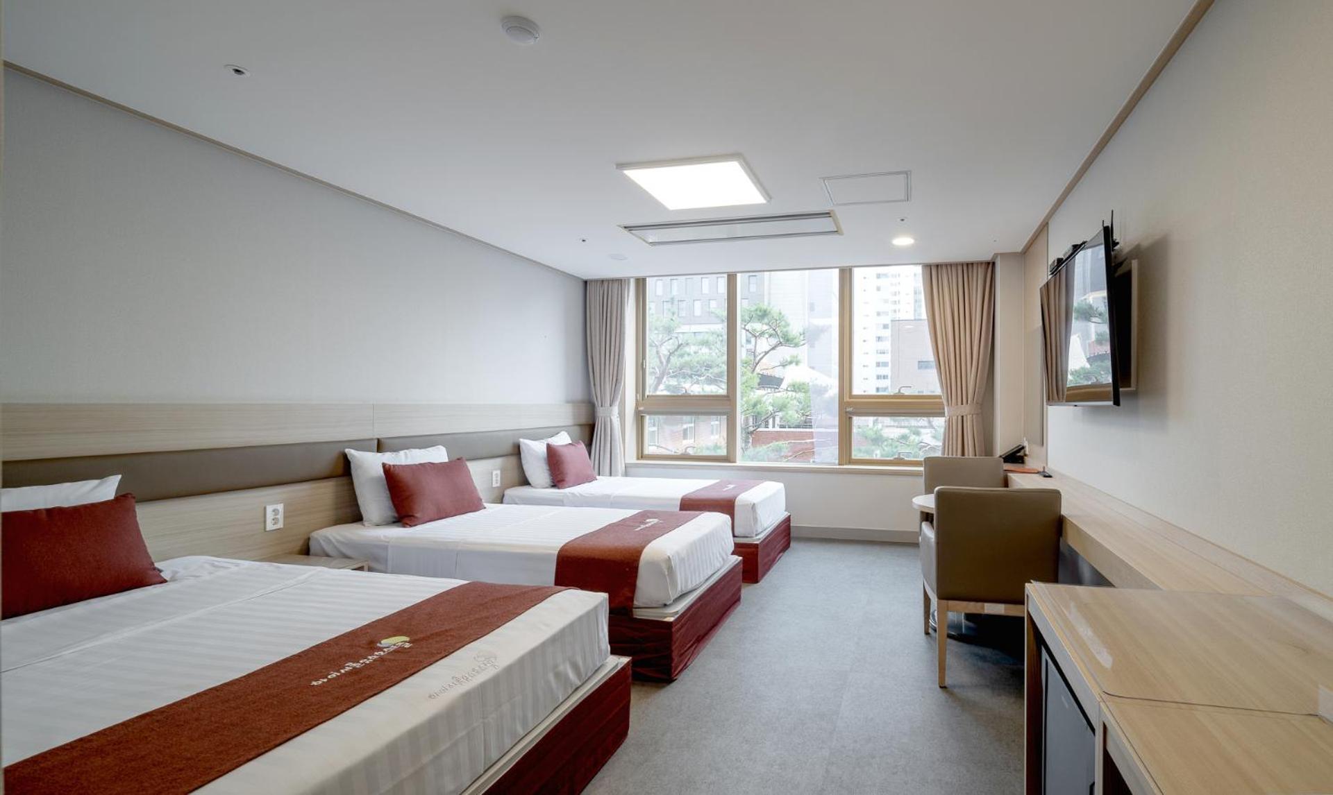 Standard Triple Room,1629430102:JPEG