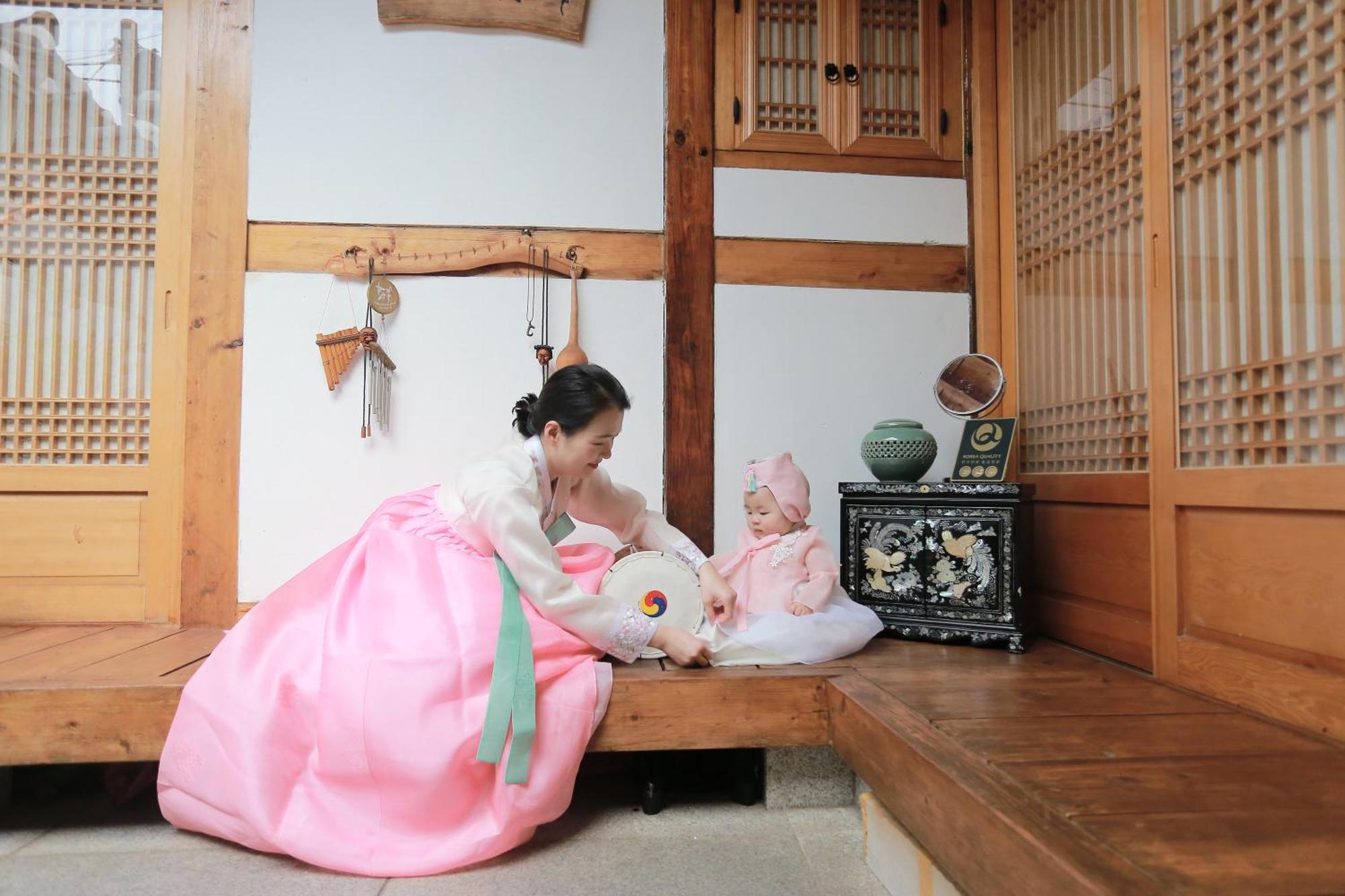 Korean-Style Single Room