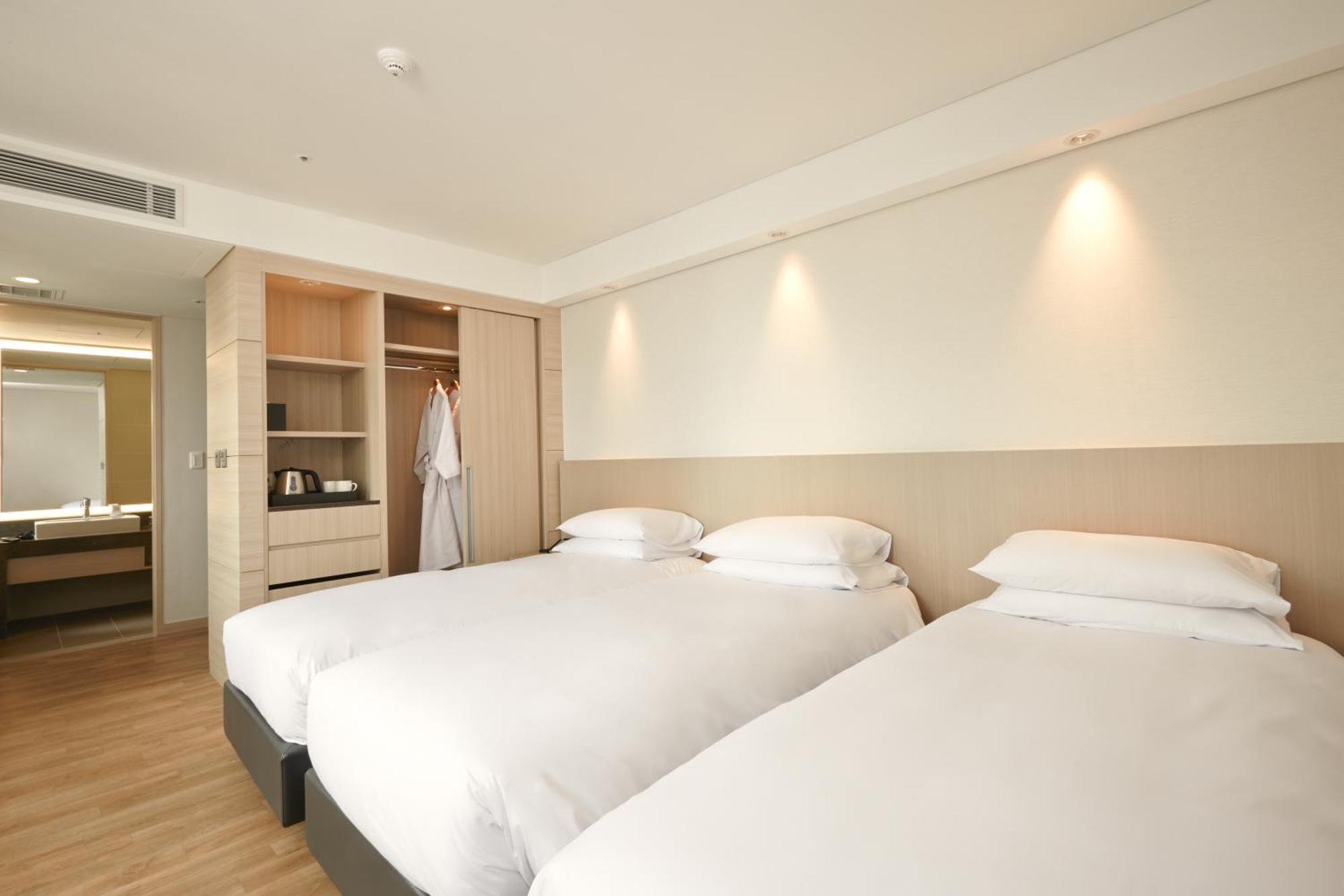 Deluxe Dreibettzimmer – ohne Parkplatz