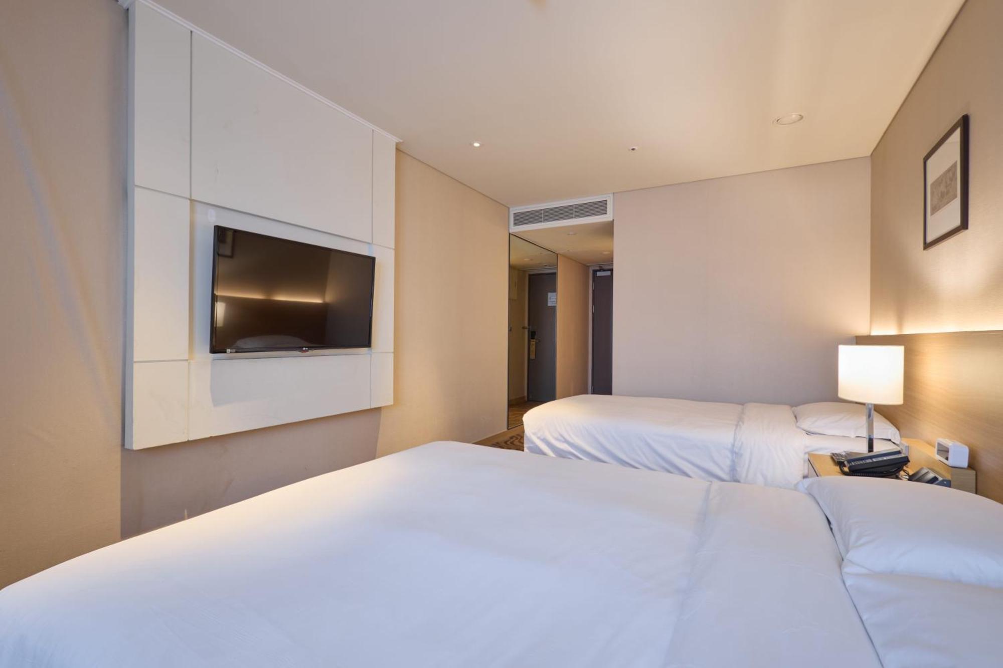 Deluxe Twin Room,1654280524:JPEG