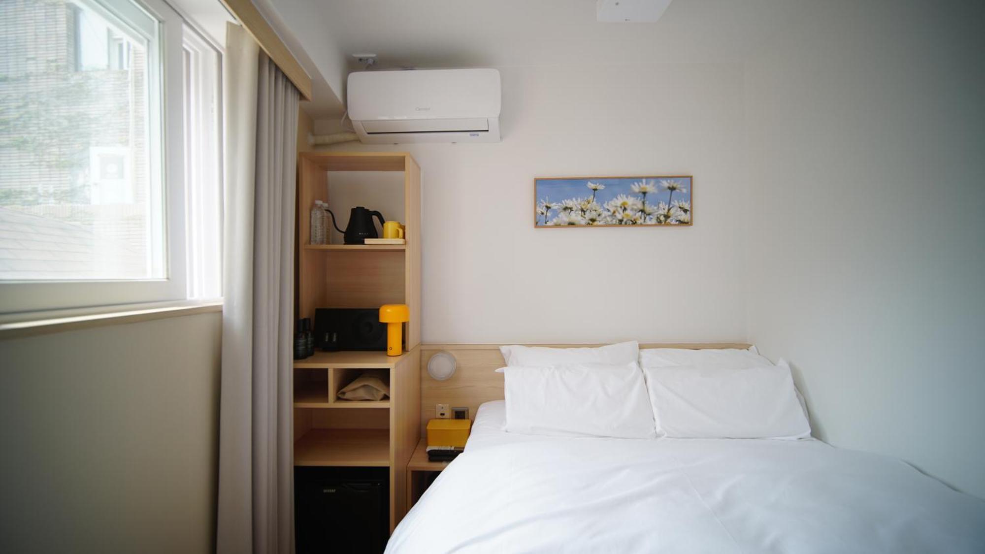 Standard Double Room Namsan View,1765381664:JPEG