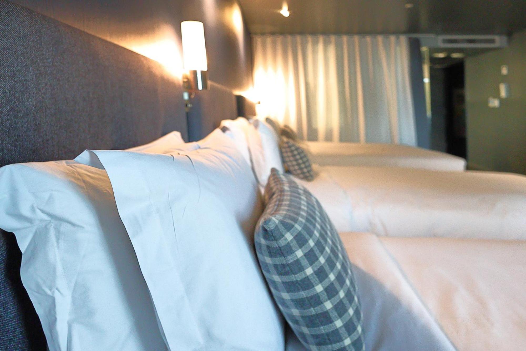 Deluxe Quadruple Room,1664654786:JPEG