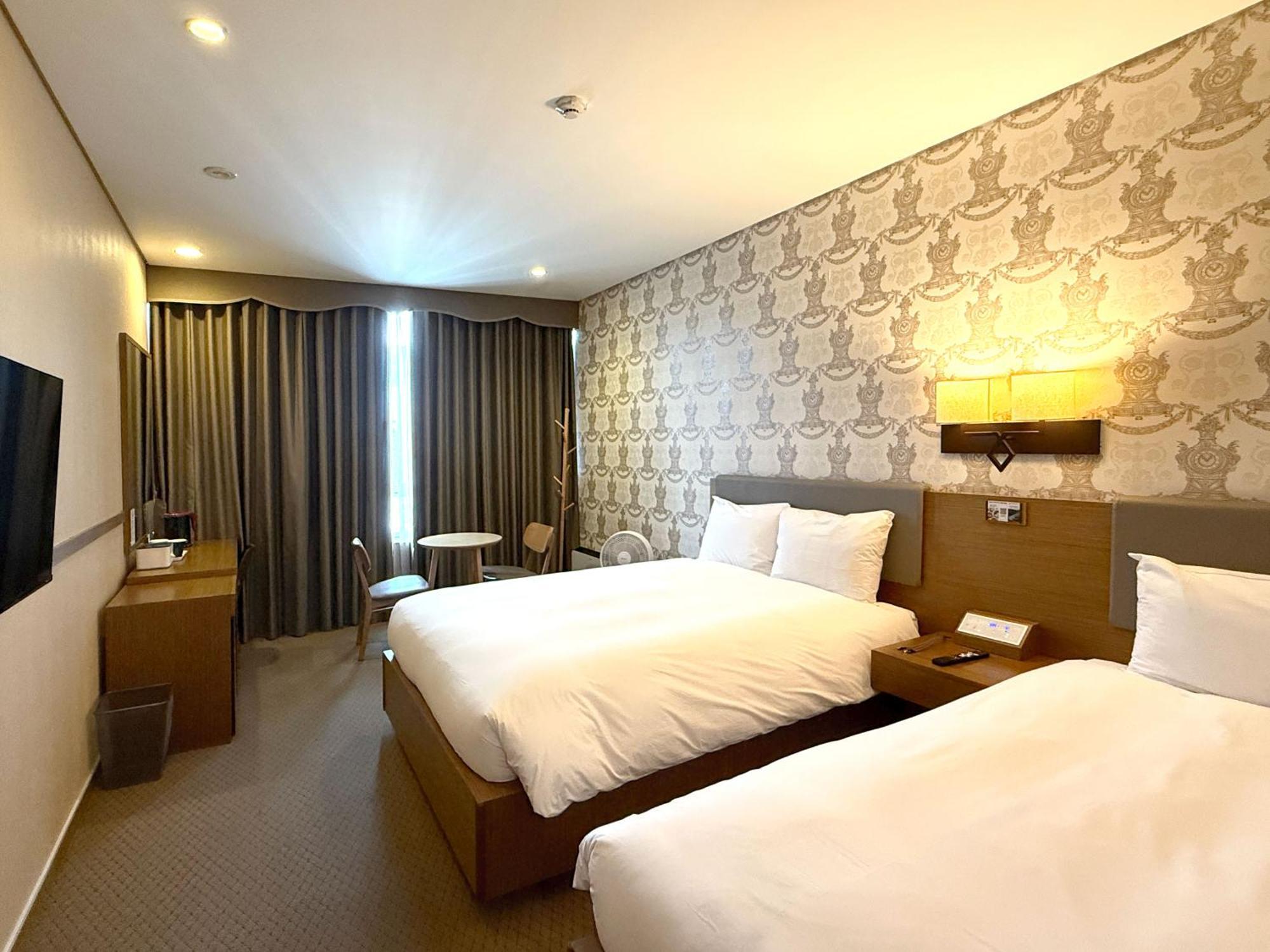 Deluxe Twin Room,1677915971:JPEG