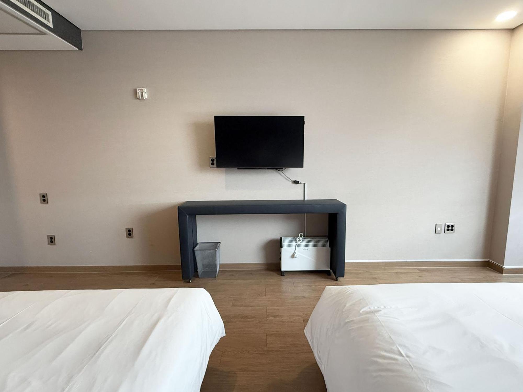 Superior Deluxe Double or Twin Room