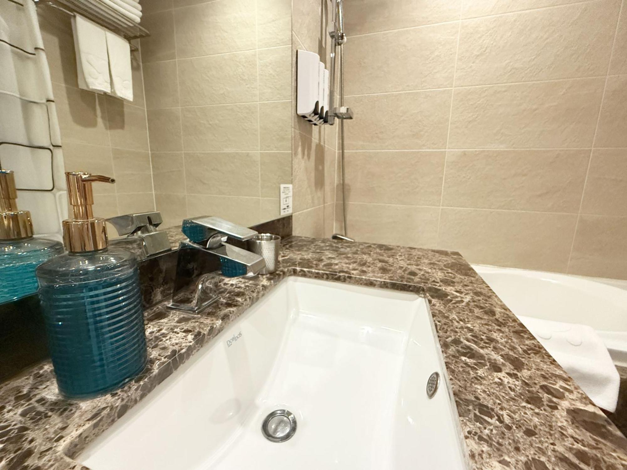 Superior Deluxe Double or Twin Room