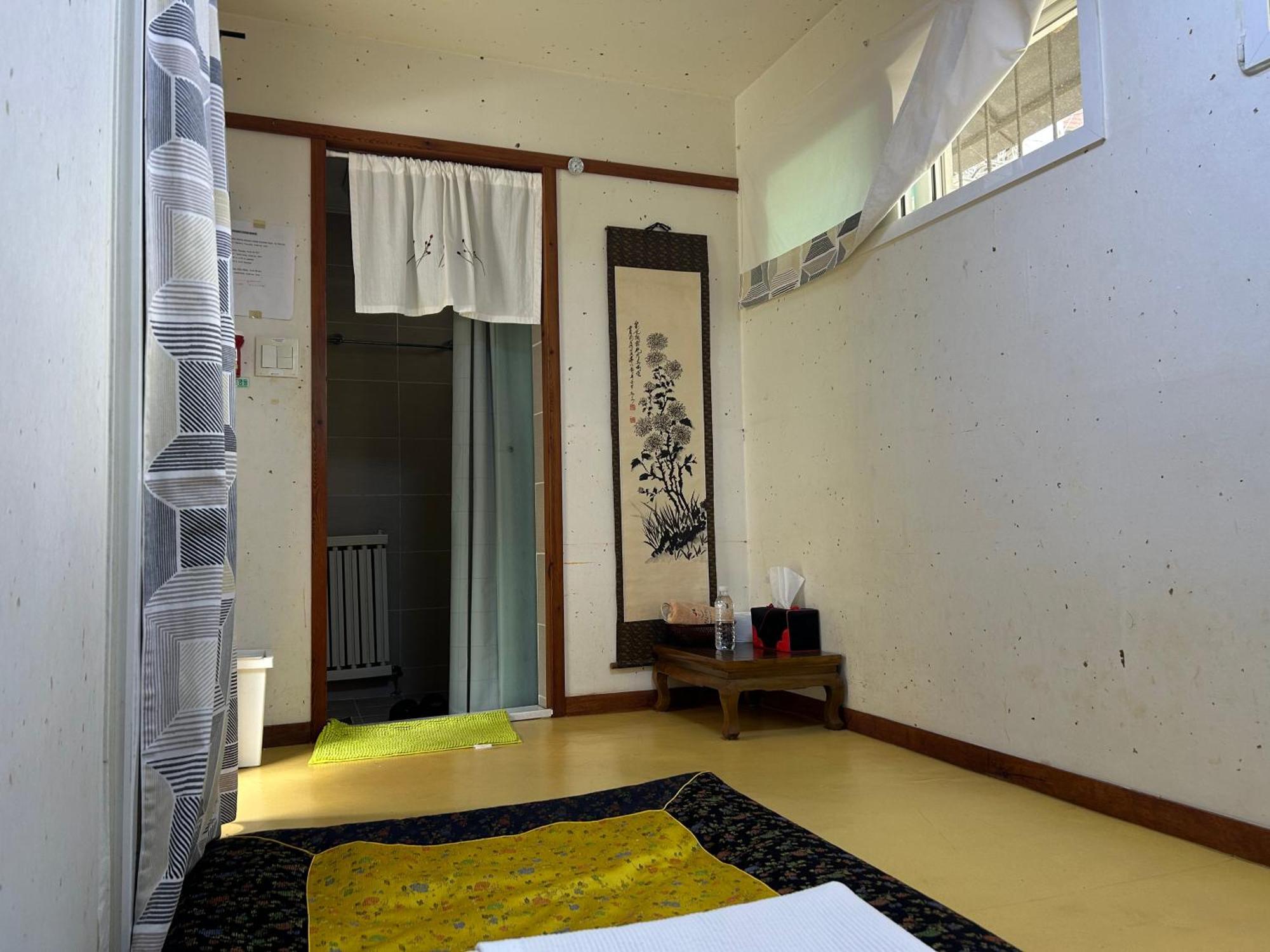 Double Room Private Bathroom