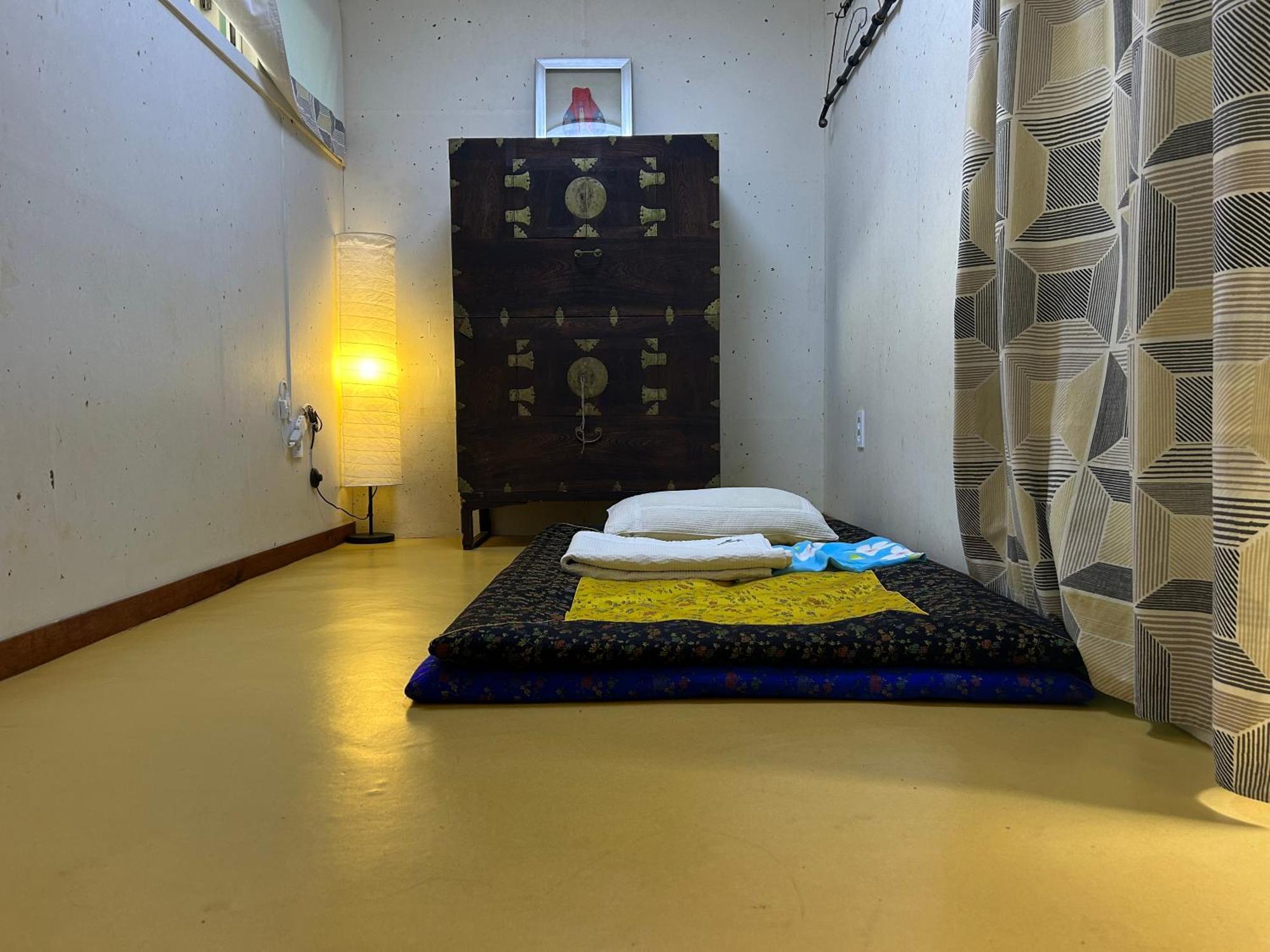 Double Room Private Bathroom