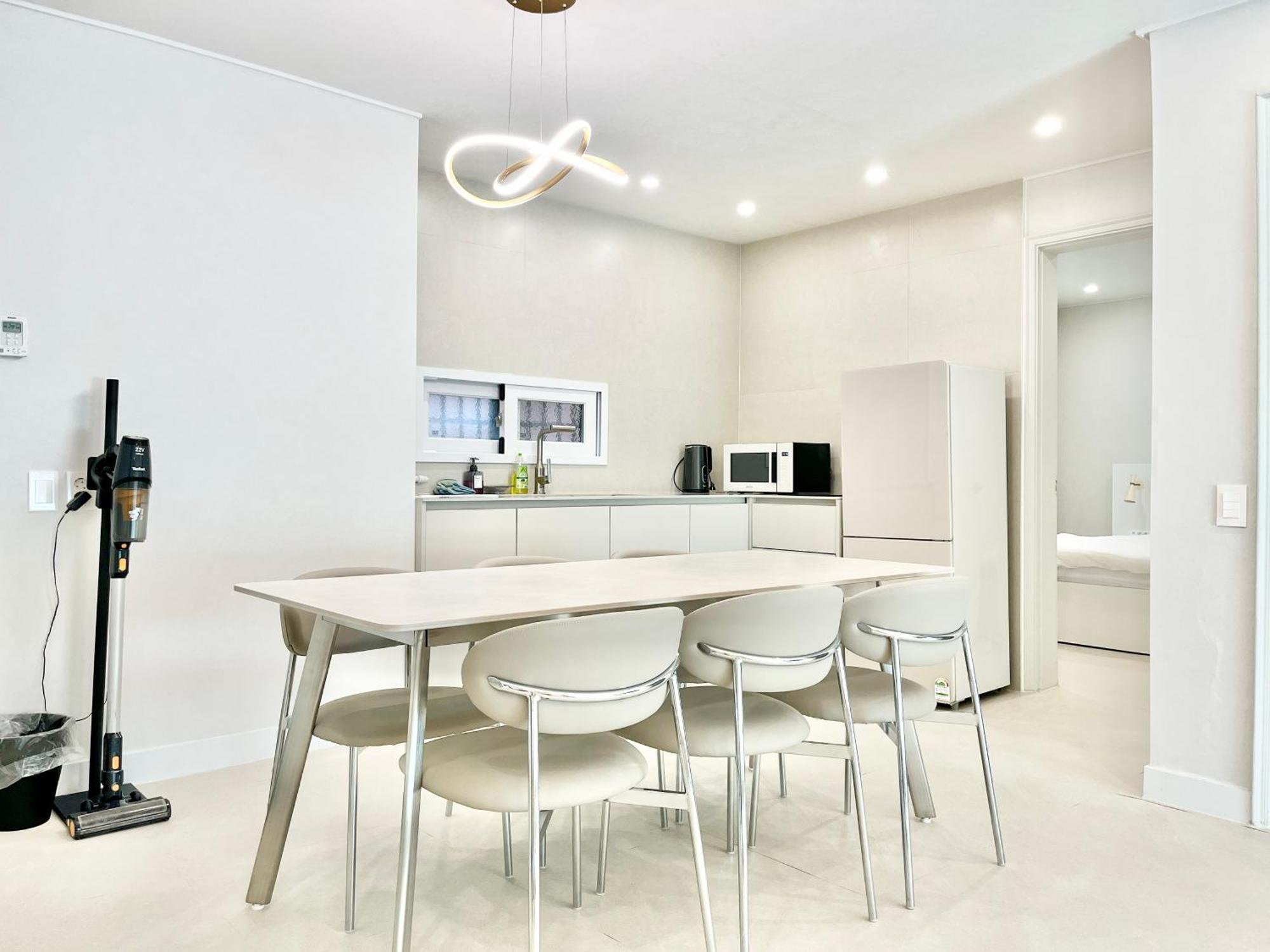 Three-Bedroom Apartment,1703597792:JPEG