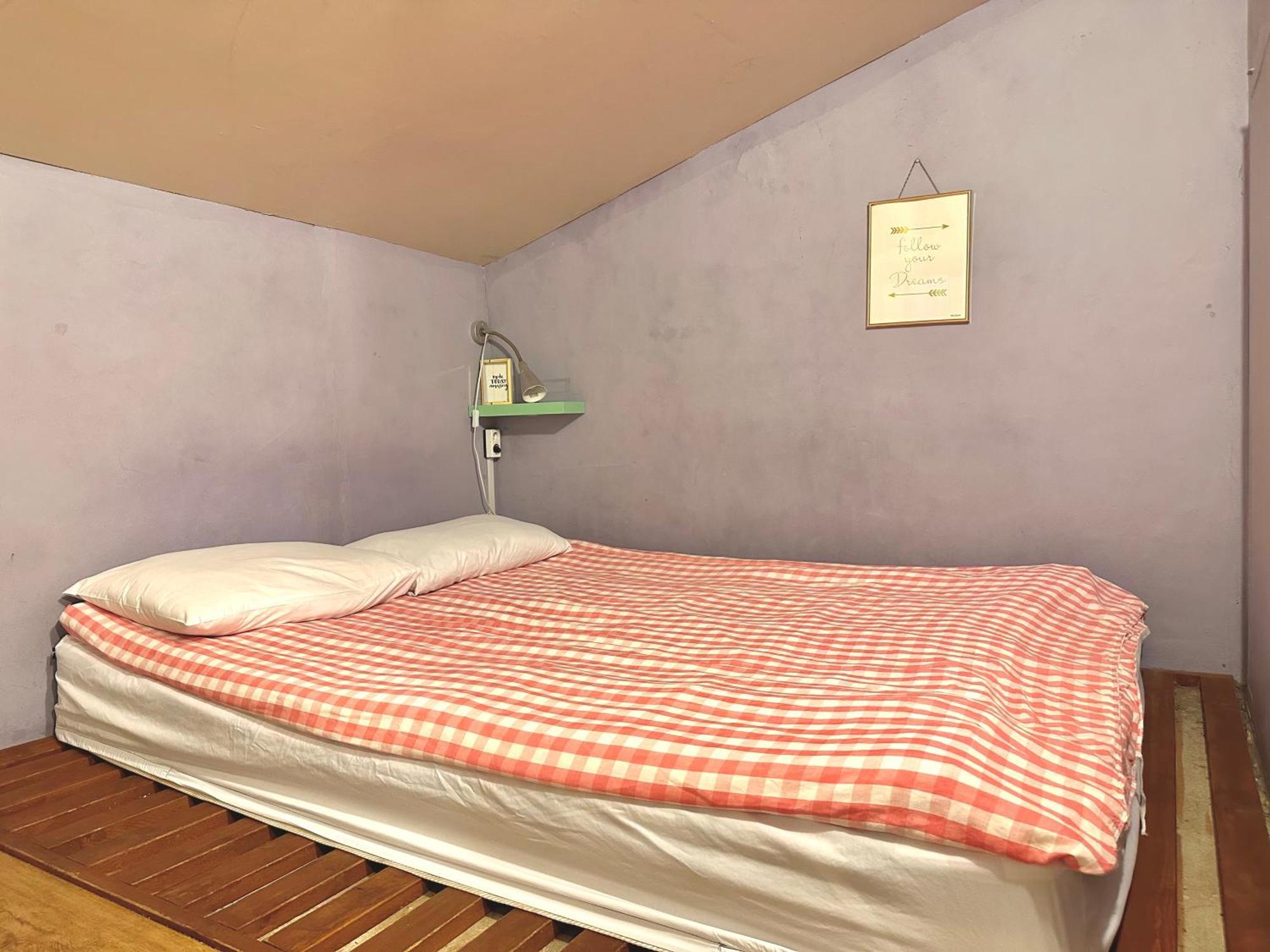 Quadruple Room Low Ceiling